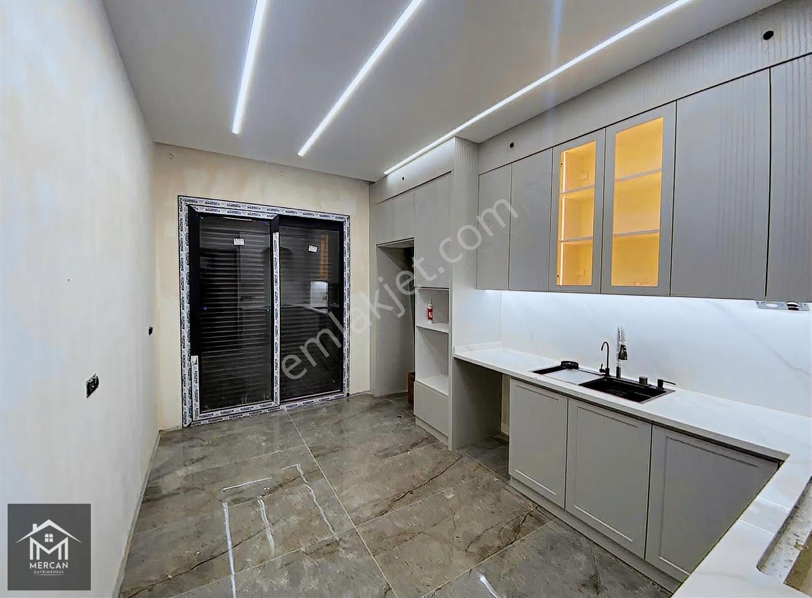 Mercan'dan Yenişafak Mevkii 150 M2 3+1 Sıfır Satılık Daire !! - Görsel 3