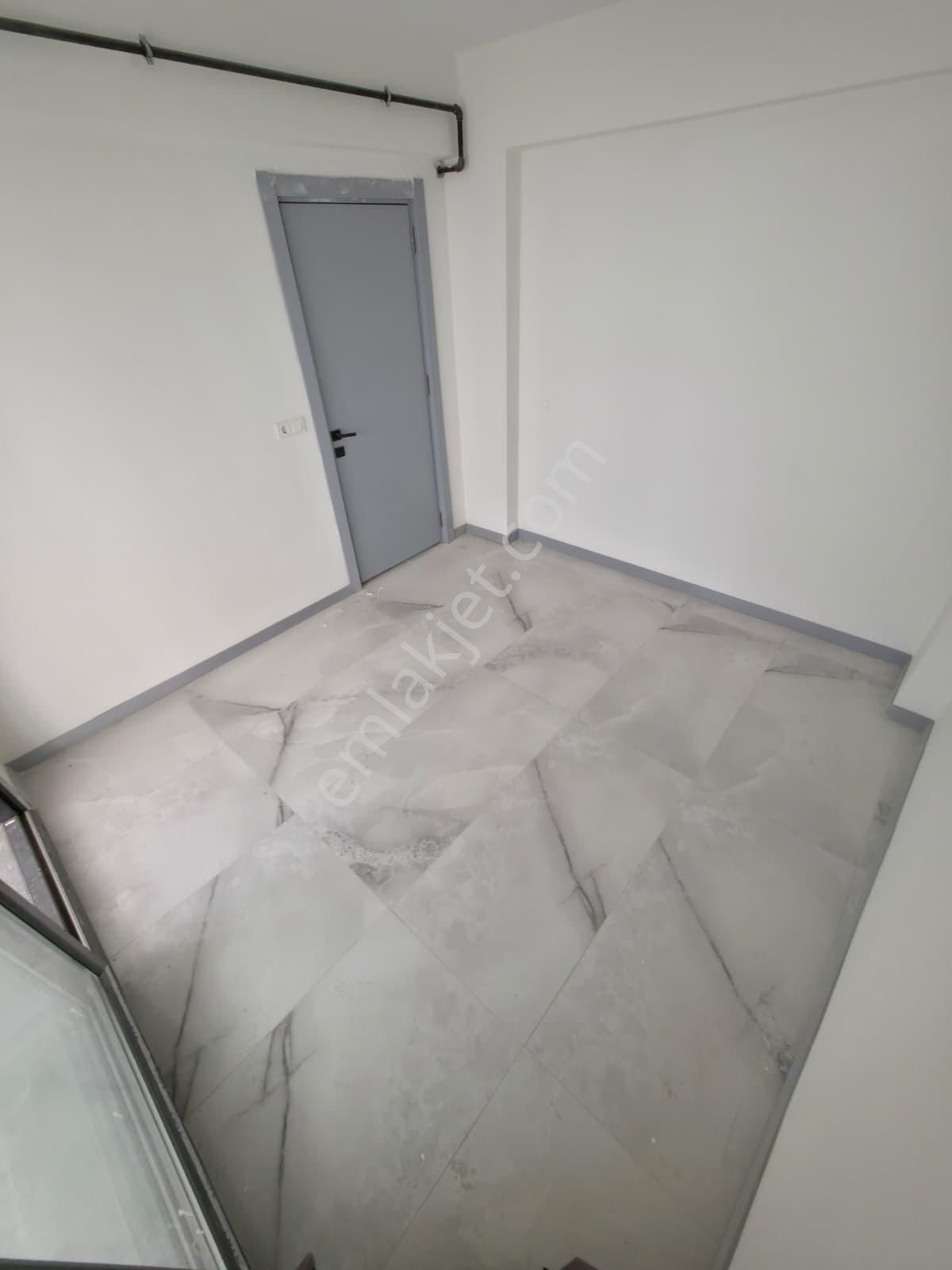 Balkonlu Sıfır Geniş Kullanışlı 2+1 Satılık Suit Apart - Görsel 10