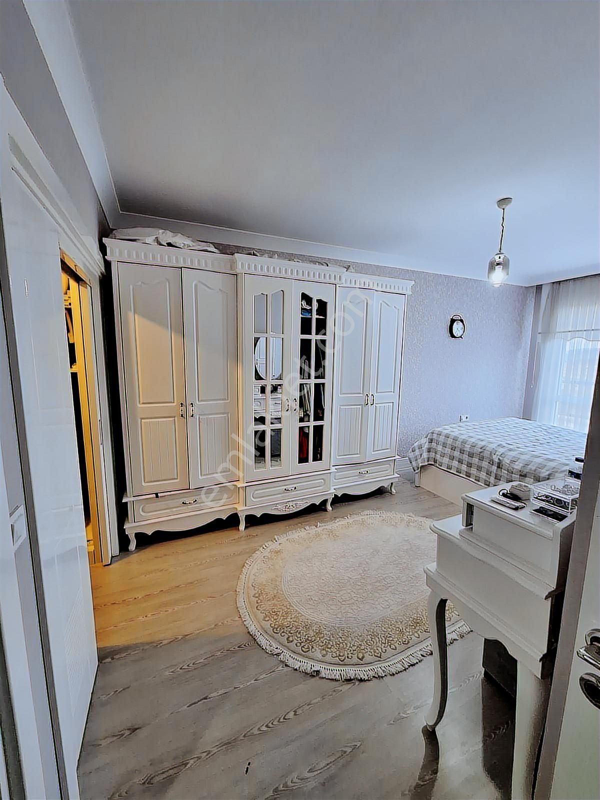 Vadikent Sitesinde Harika Manzaralı Fırsat Dairesi - Görsel 11