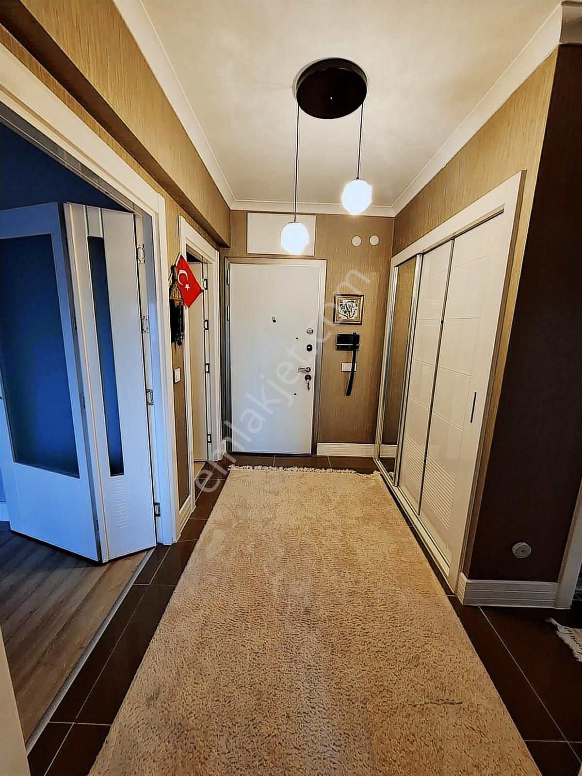 Vadikent Sitesinde Harika Manzaralı Fırsat Dairesi - Görsel 2