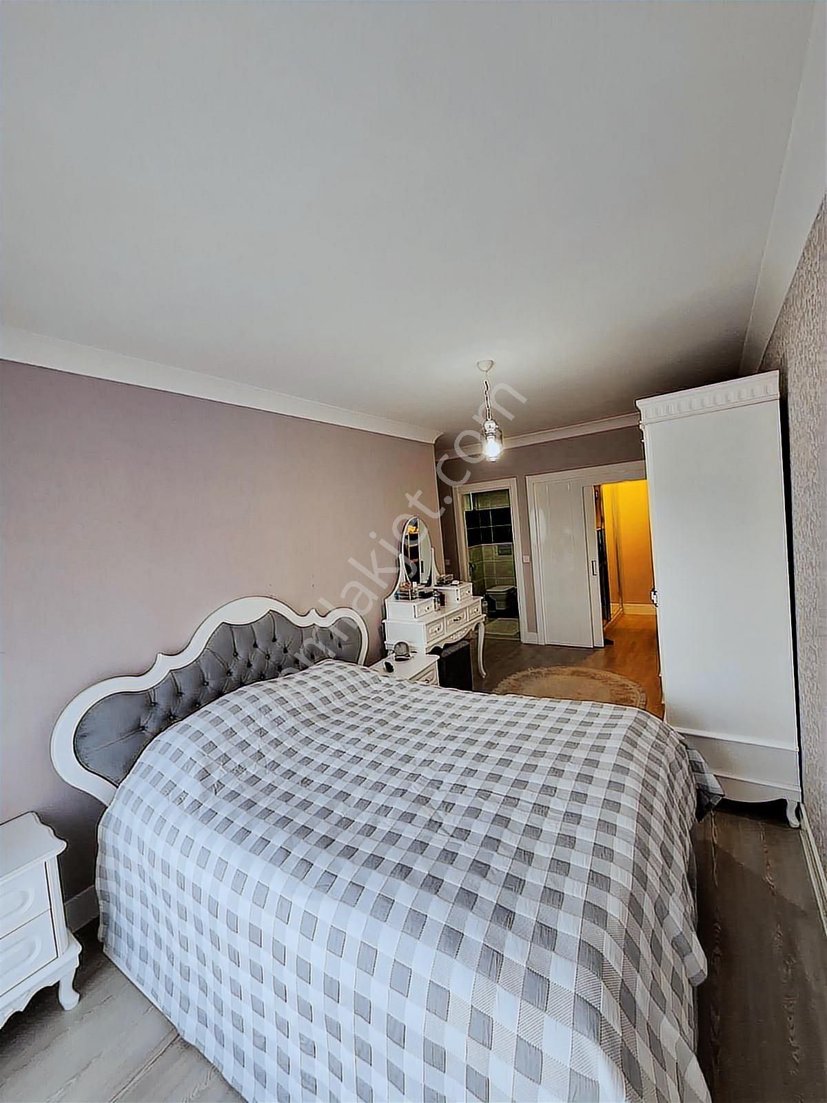 Vadikent Sitesinde Harika Manzaralı Fırsat Dairesi - Görsel 35