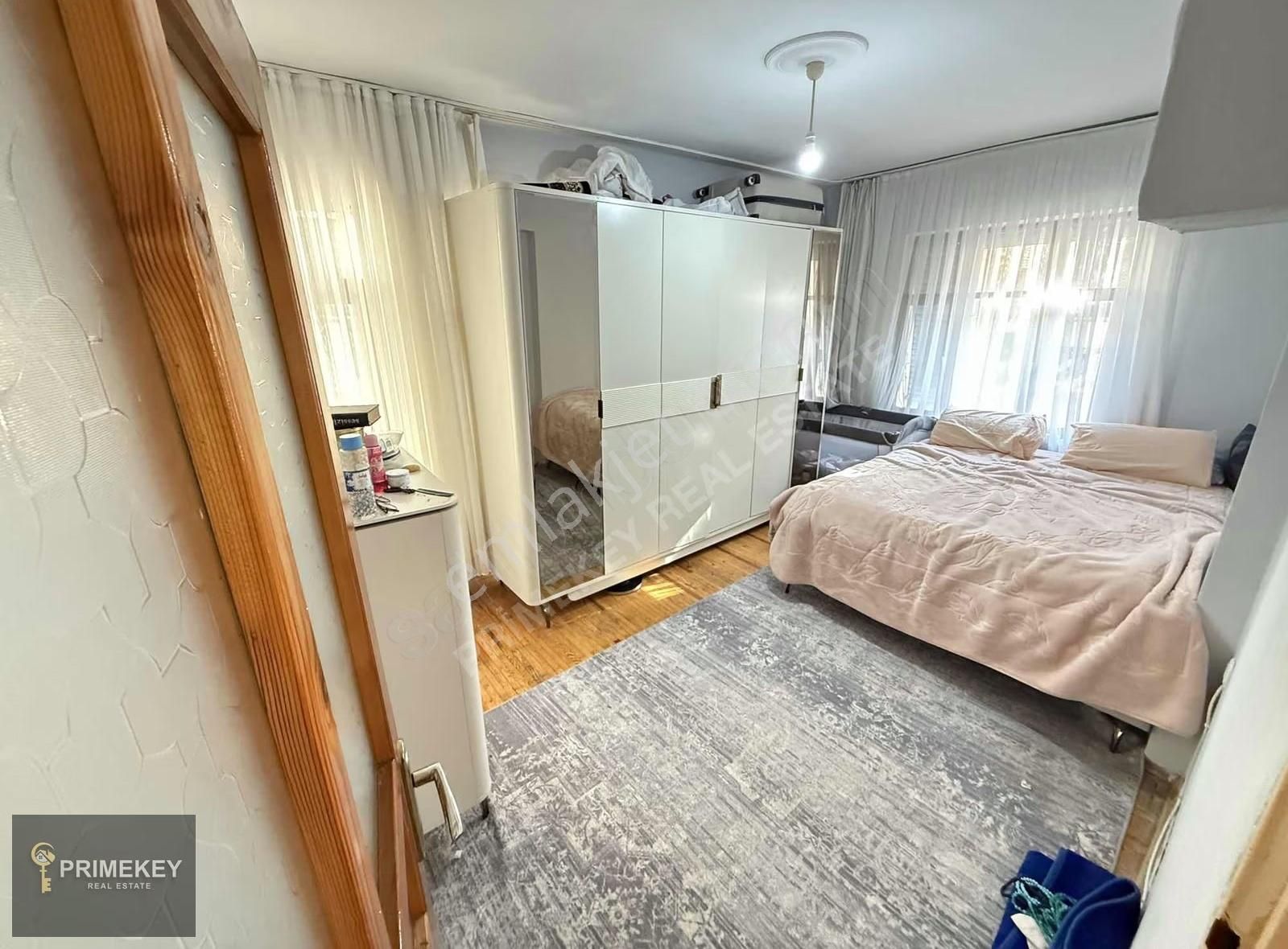 Gündoğdu Mah 2+1 1.kat Tramvaya 50 Metre Satılık Daire