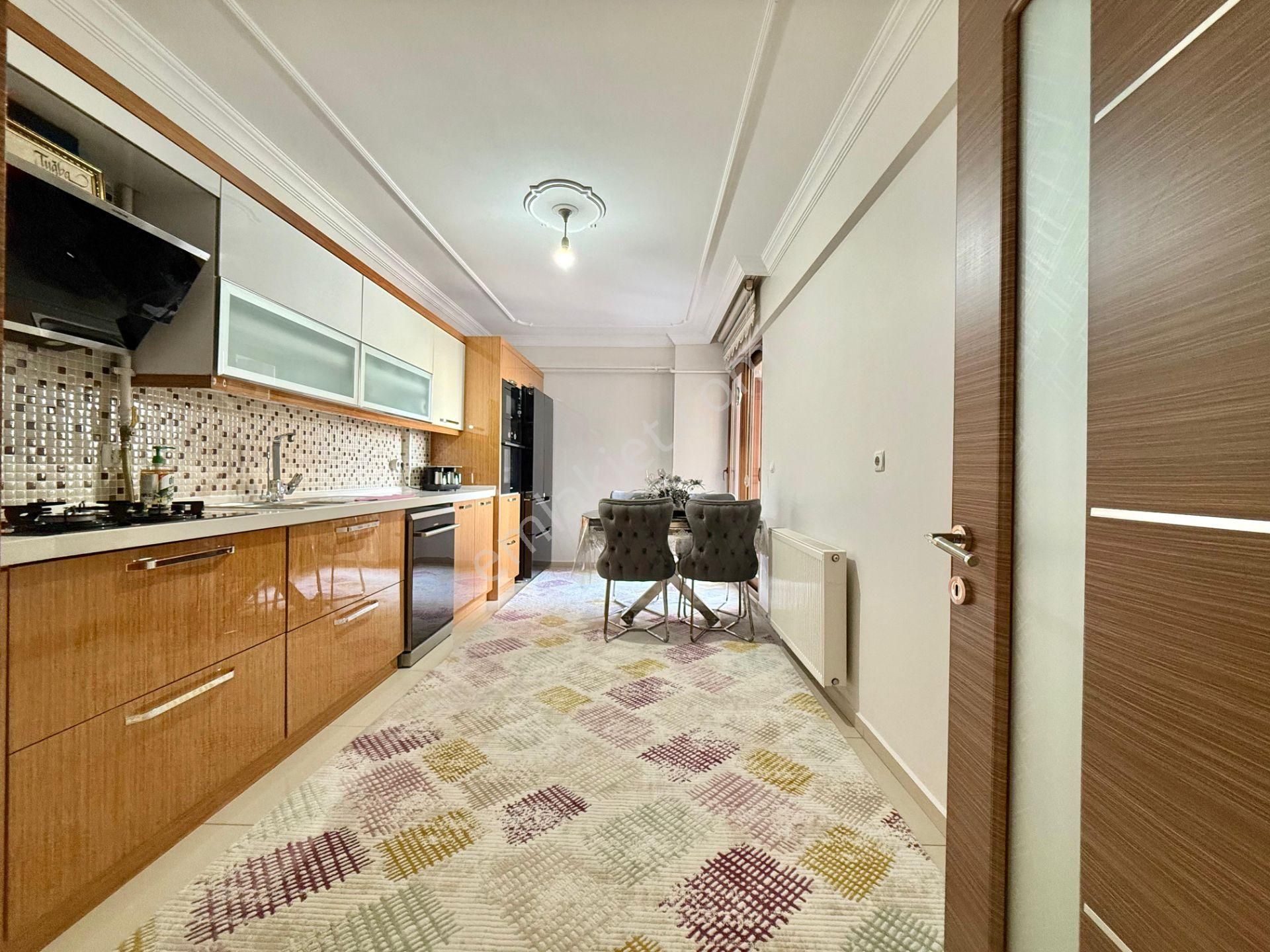Cumhuriyet Mahallesi Site İçi 3+1 145m2 10 Katlının 9 Katı Full Özelikli Petek Kombili - Görsel 18
