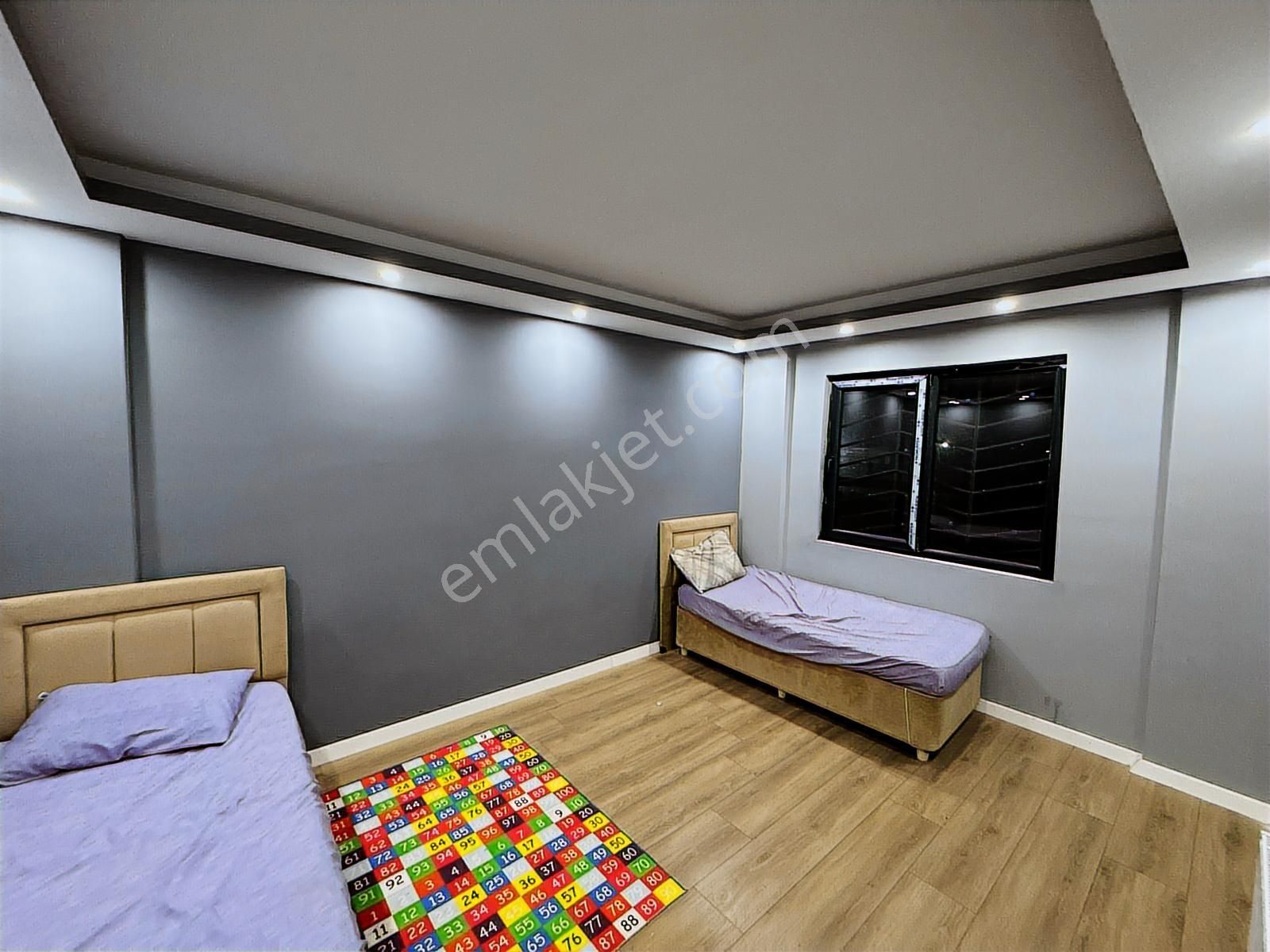 World İlkevim'den Küçük Akziyaret Kiracılı Havuzlu Satılık Villa - Görsel 28