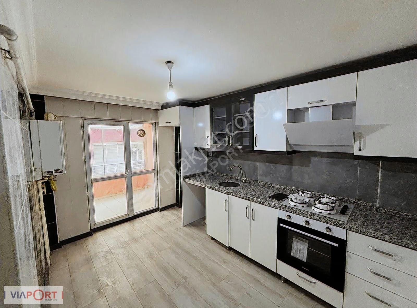 Etimesgut İstasyon Mah.3+1 Arakat Fuul Yapılı Satılık Daire