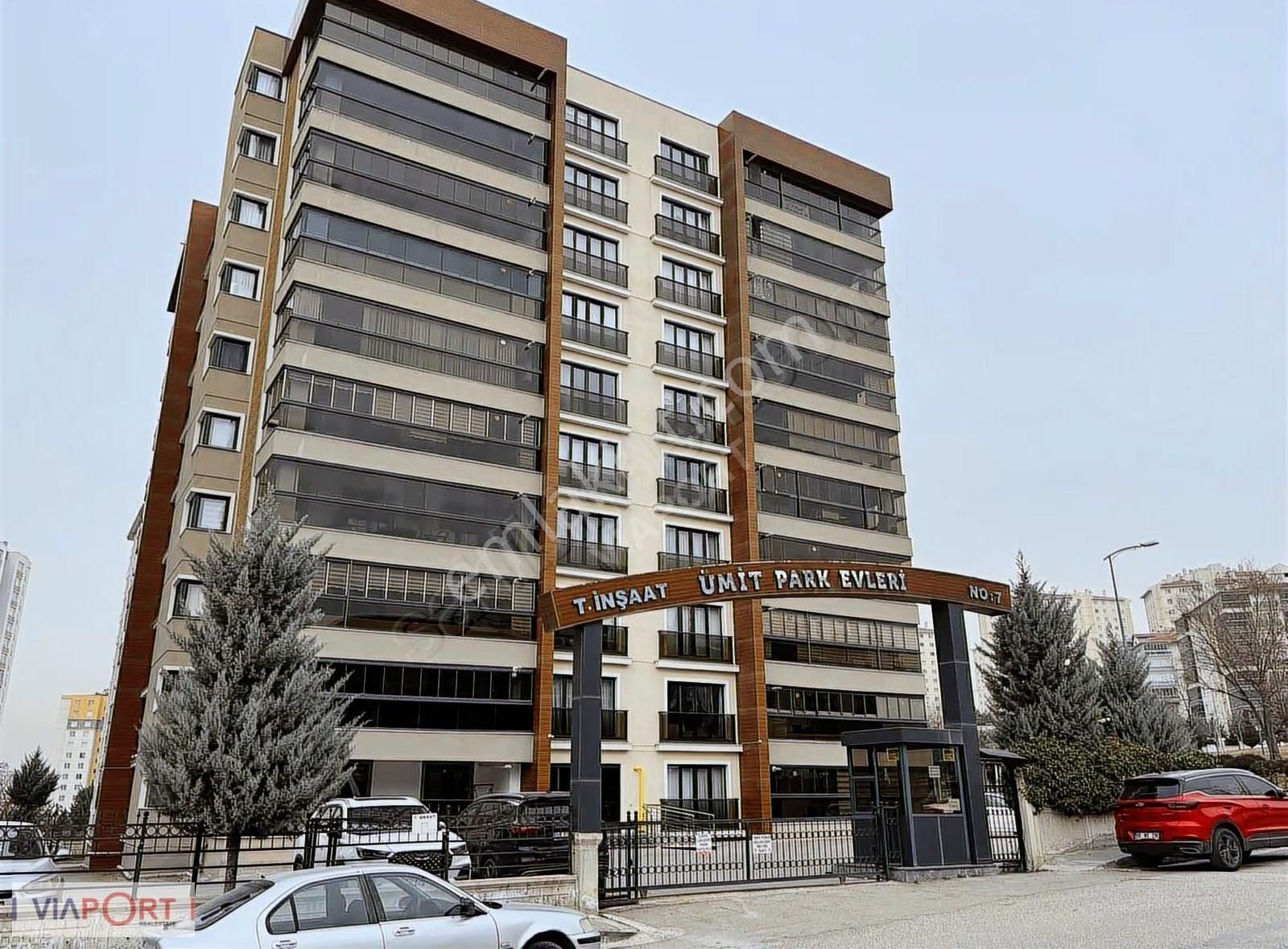 Etimesgut Ahimesut Mah. Süper Lüx 3+1 Hobi Bahçeli Site Dairesi