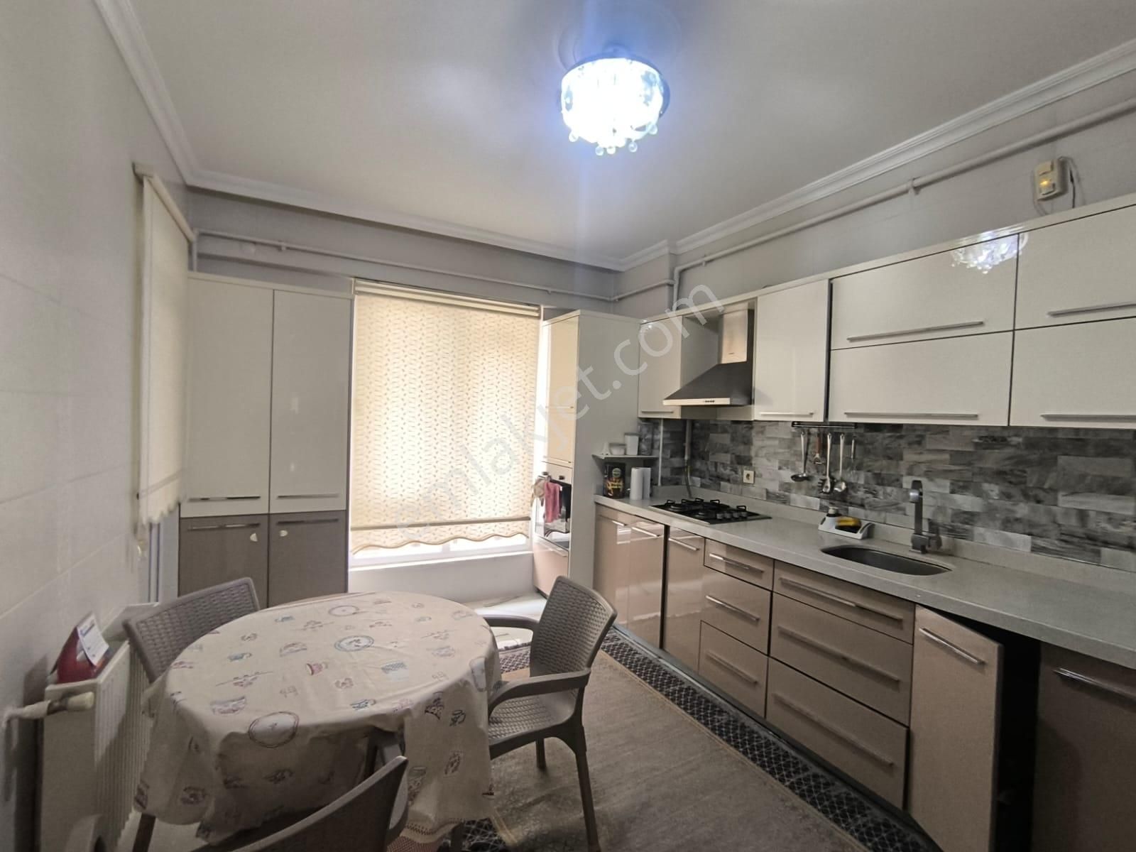 World İlkevim'den 35 Metre De, Ana Yola Cephe Lüks 4+1 Daire - Görsel 14