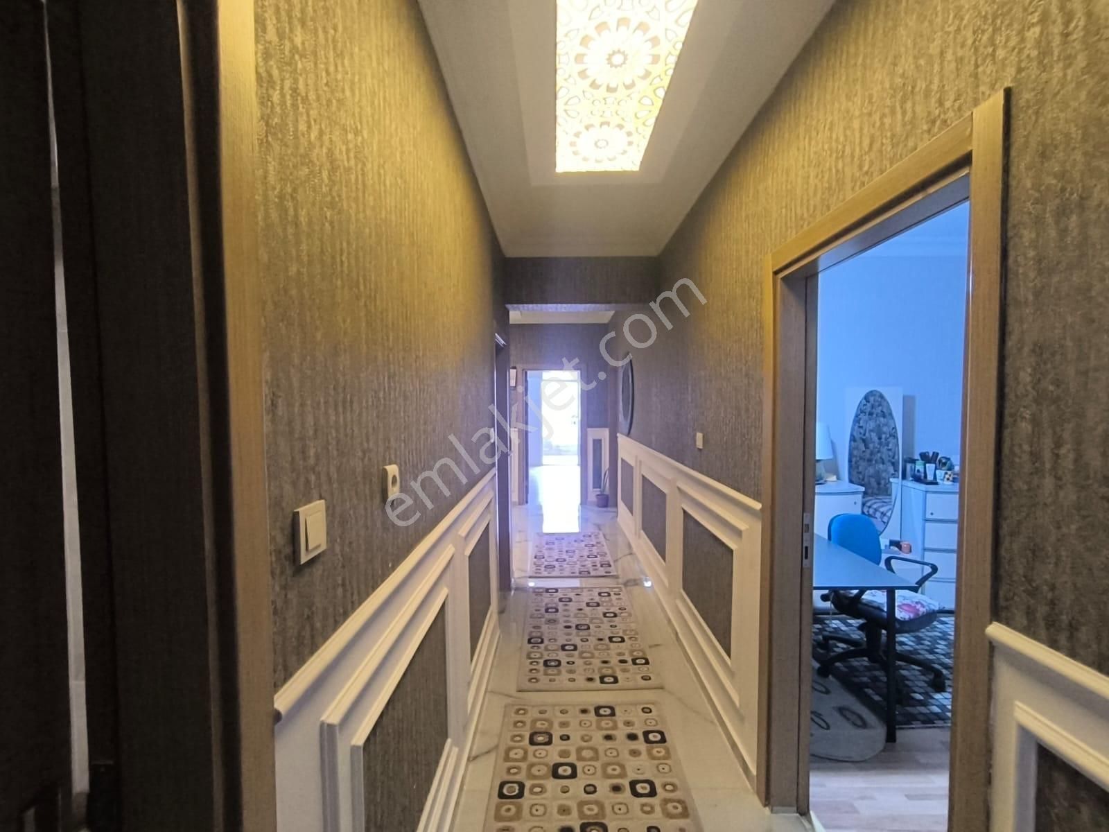 World İlkevim'den 35 Metre De, Ana Yola Cephe Lüks 4+1 Daire - Görsel 2