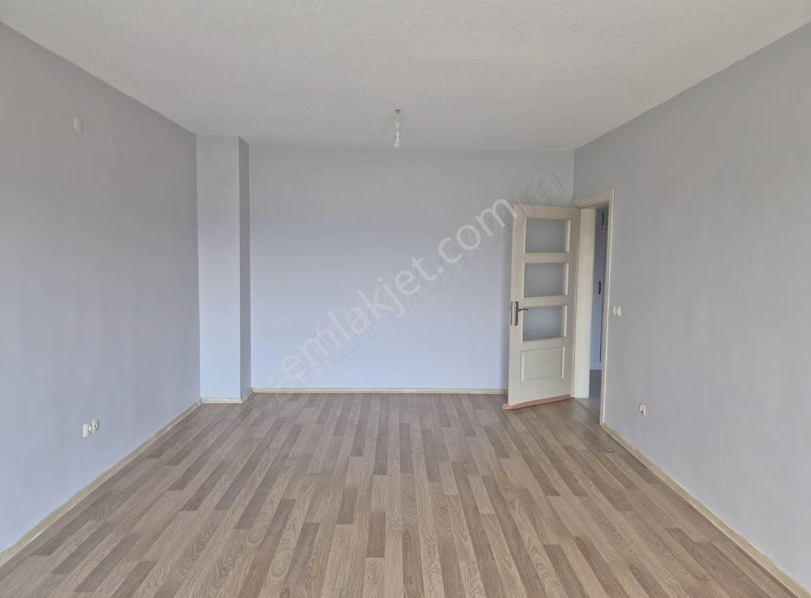 İpekyolu Yapı Emlak'tan Güney Cephe Daire - Görsel 5