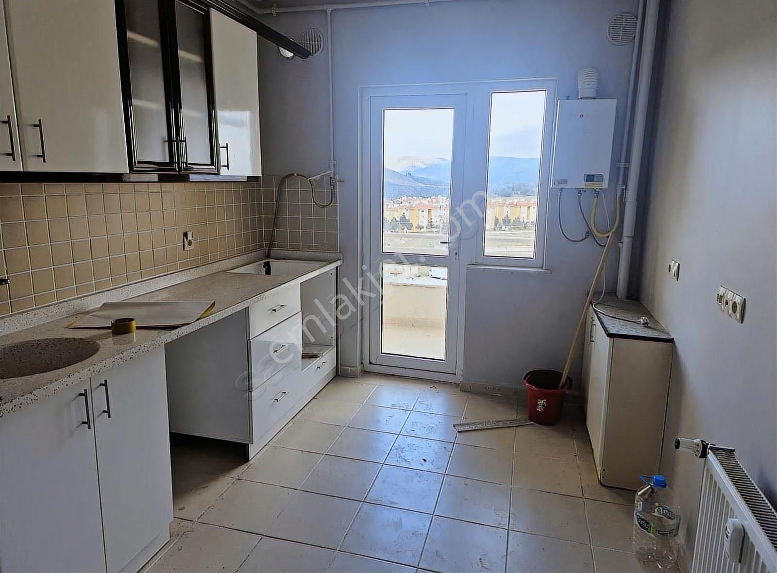 İpekyolu Yapı Emlak'tan Güney Cephe Daire - Görsel 22