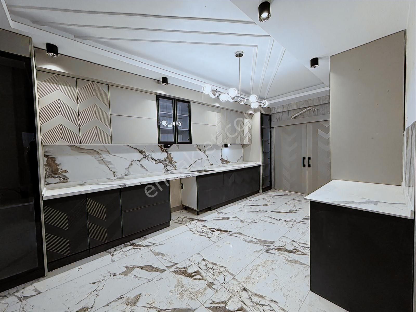 İlkevim'den Mehmetçik Mahalle Sitede Satılık 4+1 Daire - Görsel 20