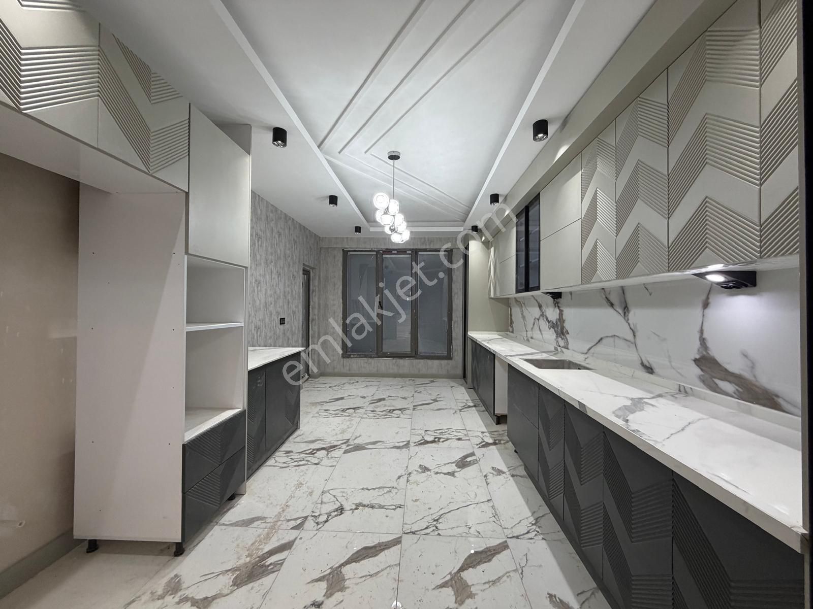 İlkevim'den Mehmetçik Mahalle Sitede Satılık 4+1 Daire - Görsel 25