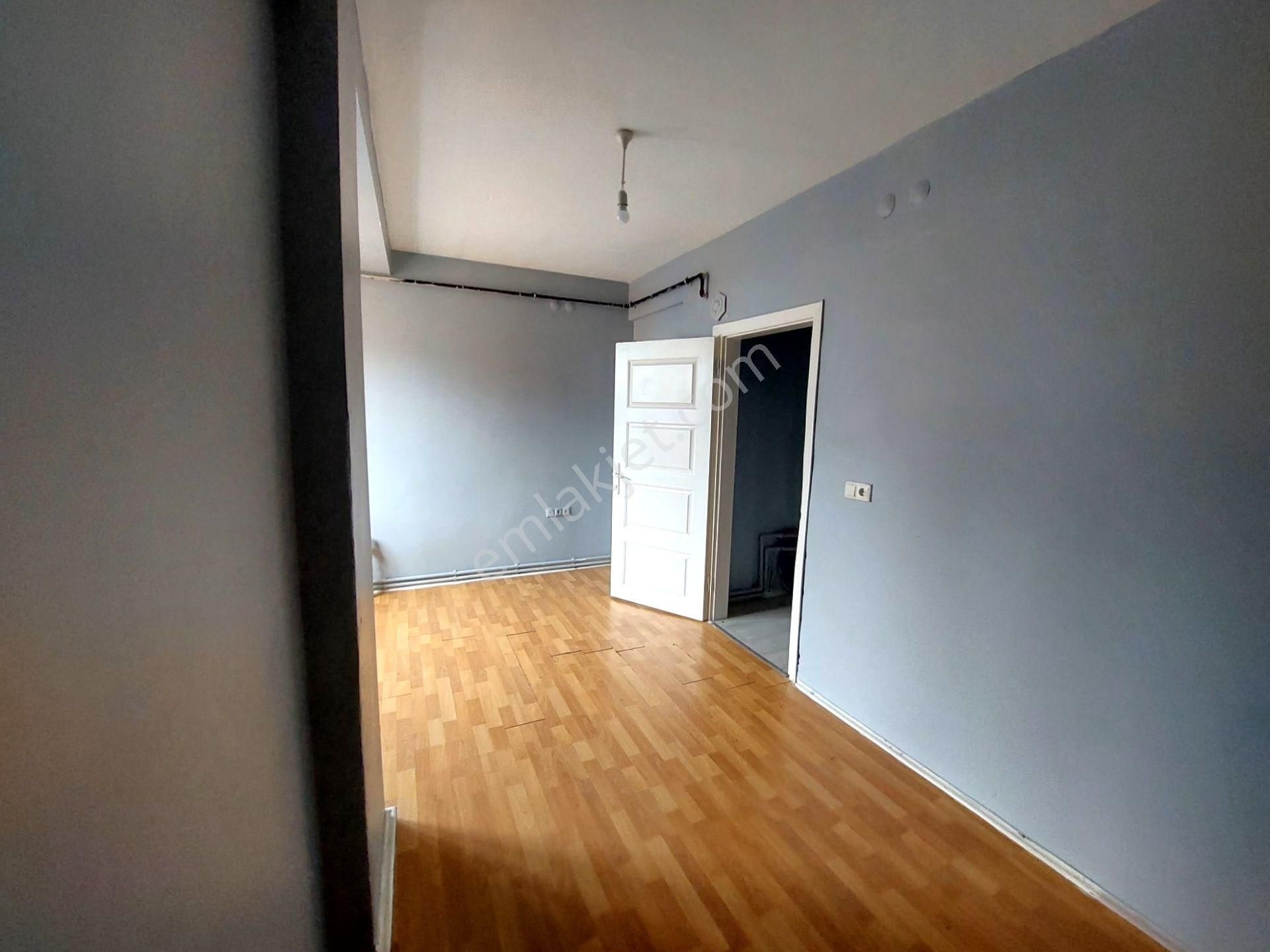 Recep Ümit Emlak'tan Tunalı Mahallesinde Gaffar Okan Caddesi Yakınında Kiralık 1+1 Daire - Görsel 18