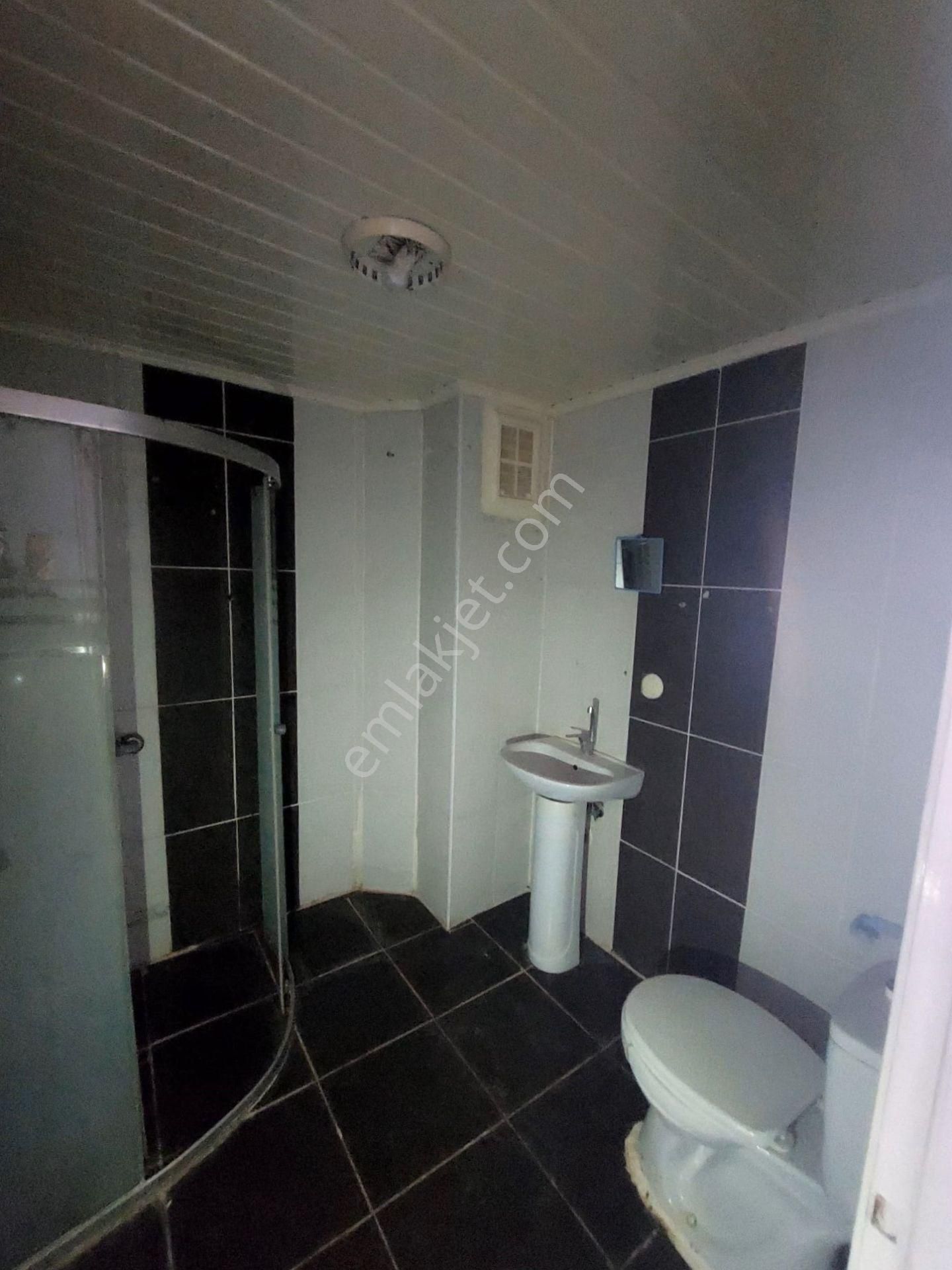 Recep Ümit Emlak'tan Tunalı Mahallesinde Gaffar Okan Caddesi Yakınında Kiralık 1+1 Daire - Görsel 24