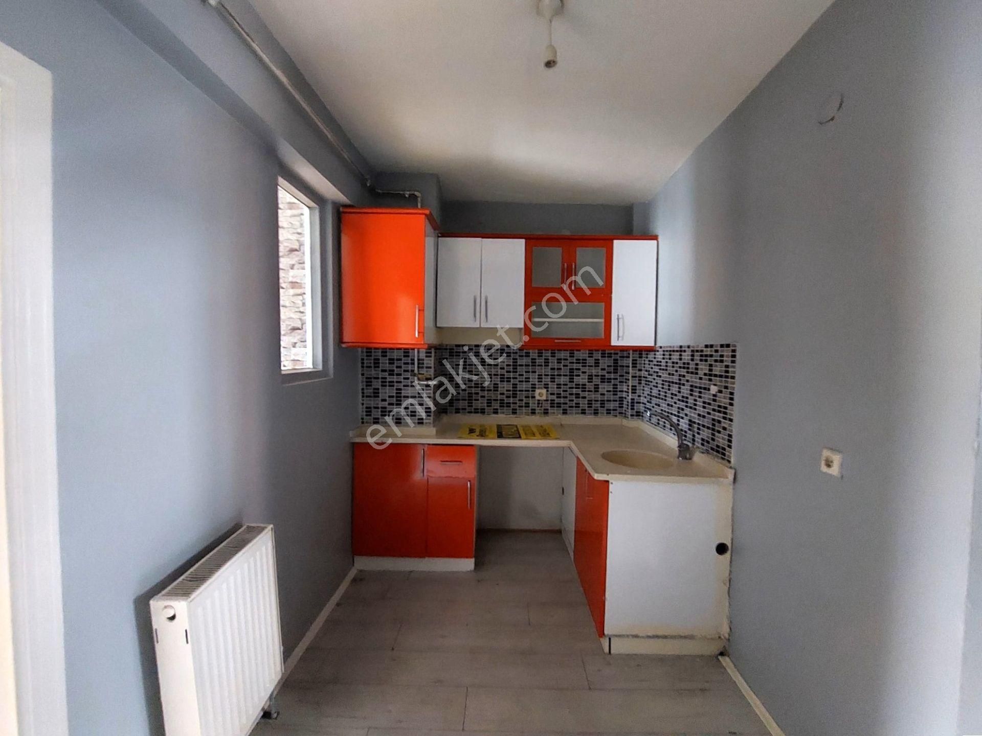 Recep Ümit Emlak'tan Tunalı Mahallesinde Gaffar Okan Caddesi Yakınında Kiralık 1+1 Daire - Görsel 2