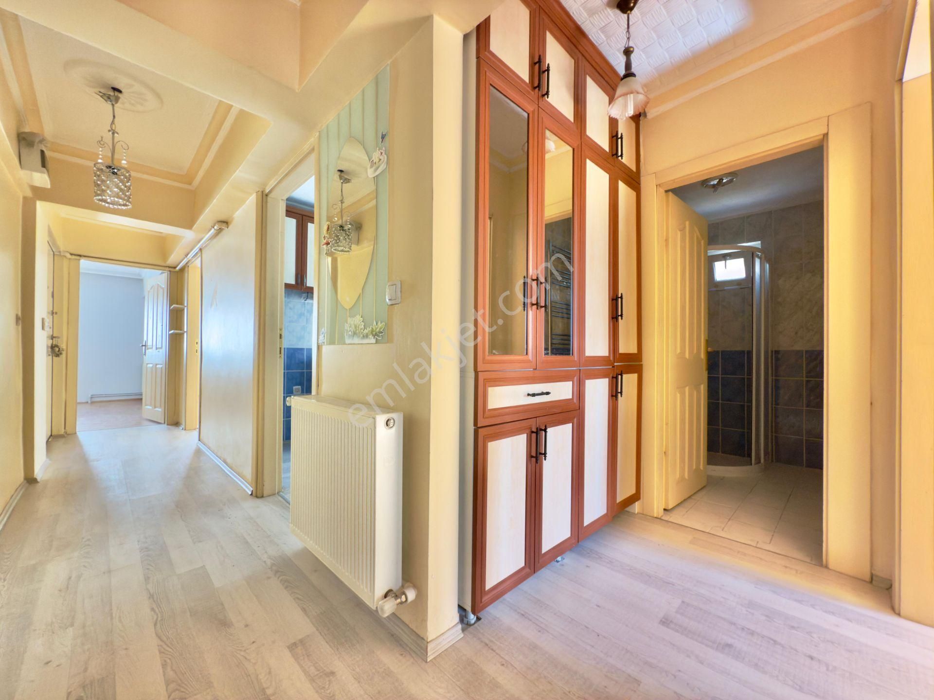 Kalecik Emlak'tan Fatih Mahallesin'de Ara Kat'da Güney Cpehe 3+1 - Görsel 14