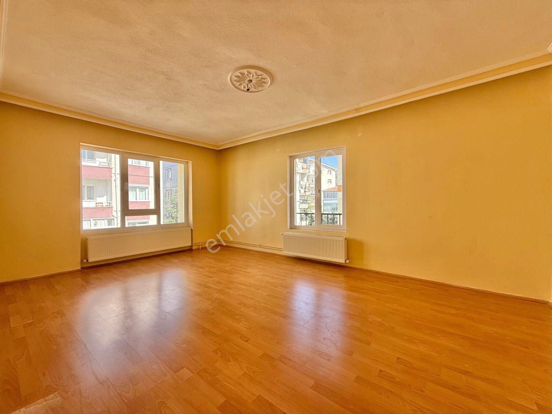 Kalecik Emlak'tan Fatih Mahallesin'de Ara Kat'da Güney Cpehe 3+1 - Görsel 7