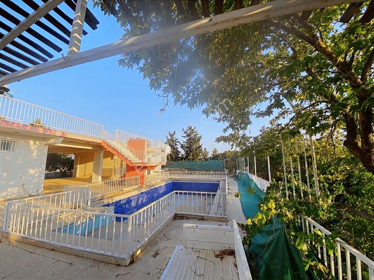 World İlkevim'den Doğayla İç İçe Havuzlu Satılık Bağ Evi - Görsel 19