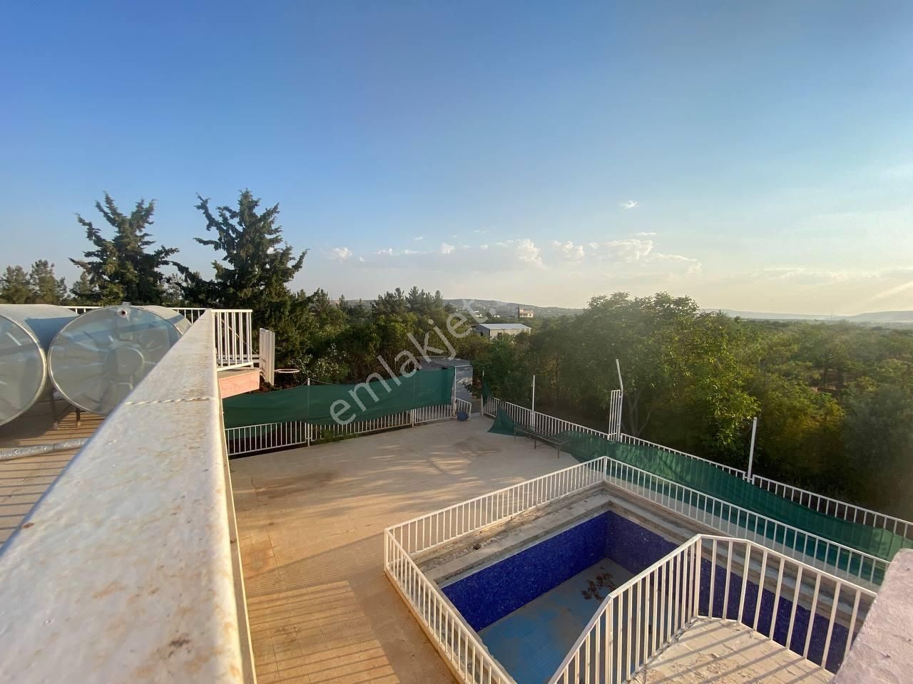 World İlkevim'den Doğayla İç İçe Havuzlu Satılık Bağ Evi - Görsel 21