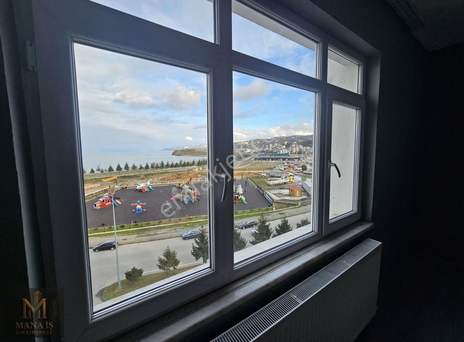 Mânâ İş Gayrimenkul Sahilde 3+1 Kiralık Daire - Görsel 13