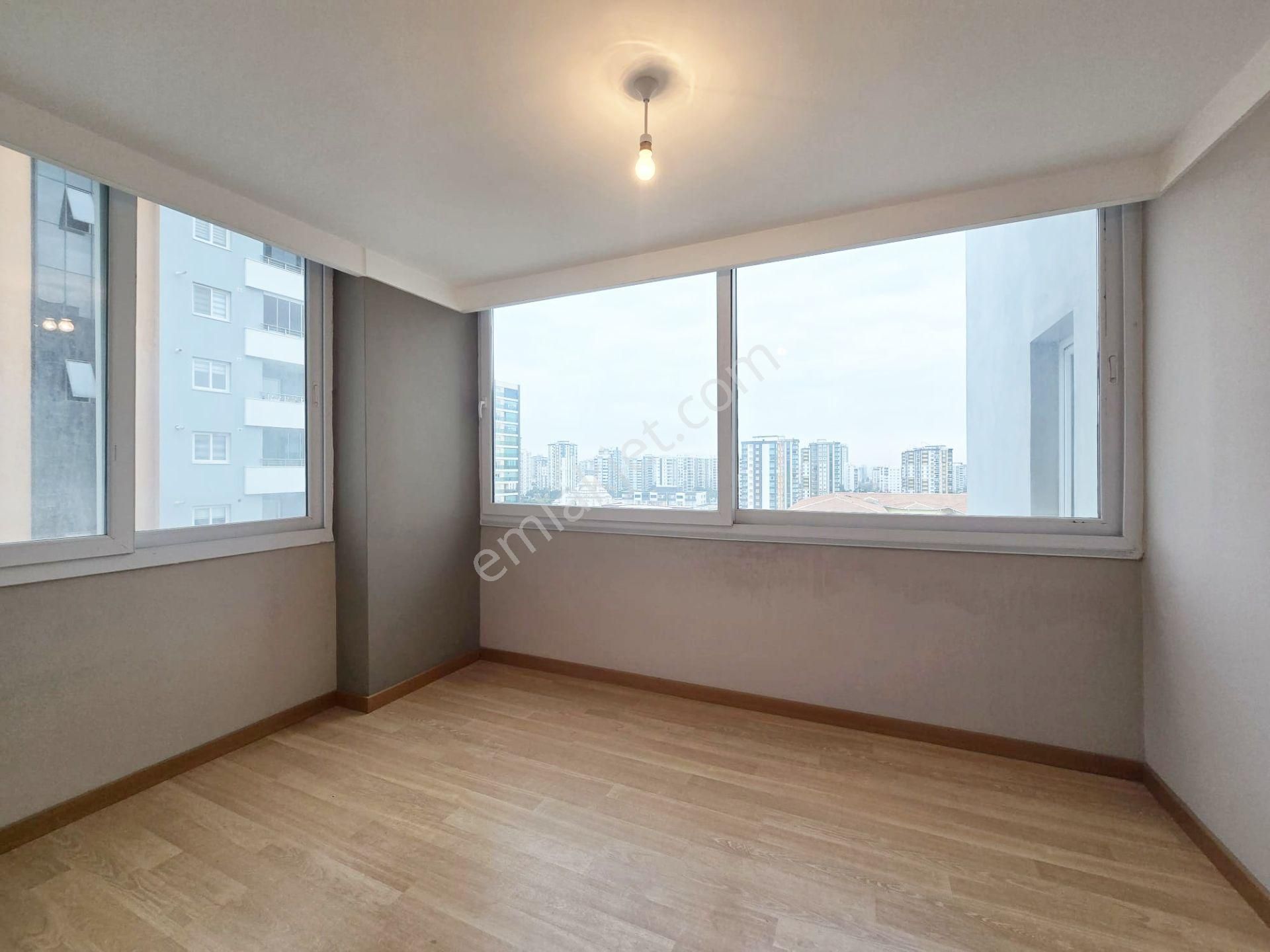 Gürselpaşa'da Akgül Cami Civ.hasarsız Raporlu 2 Bloklu Site İçi Oturma Odası Mutfaklı Cazip Fırsat - Görsel 6