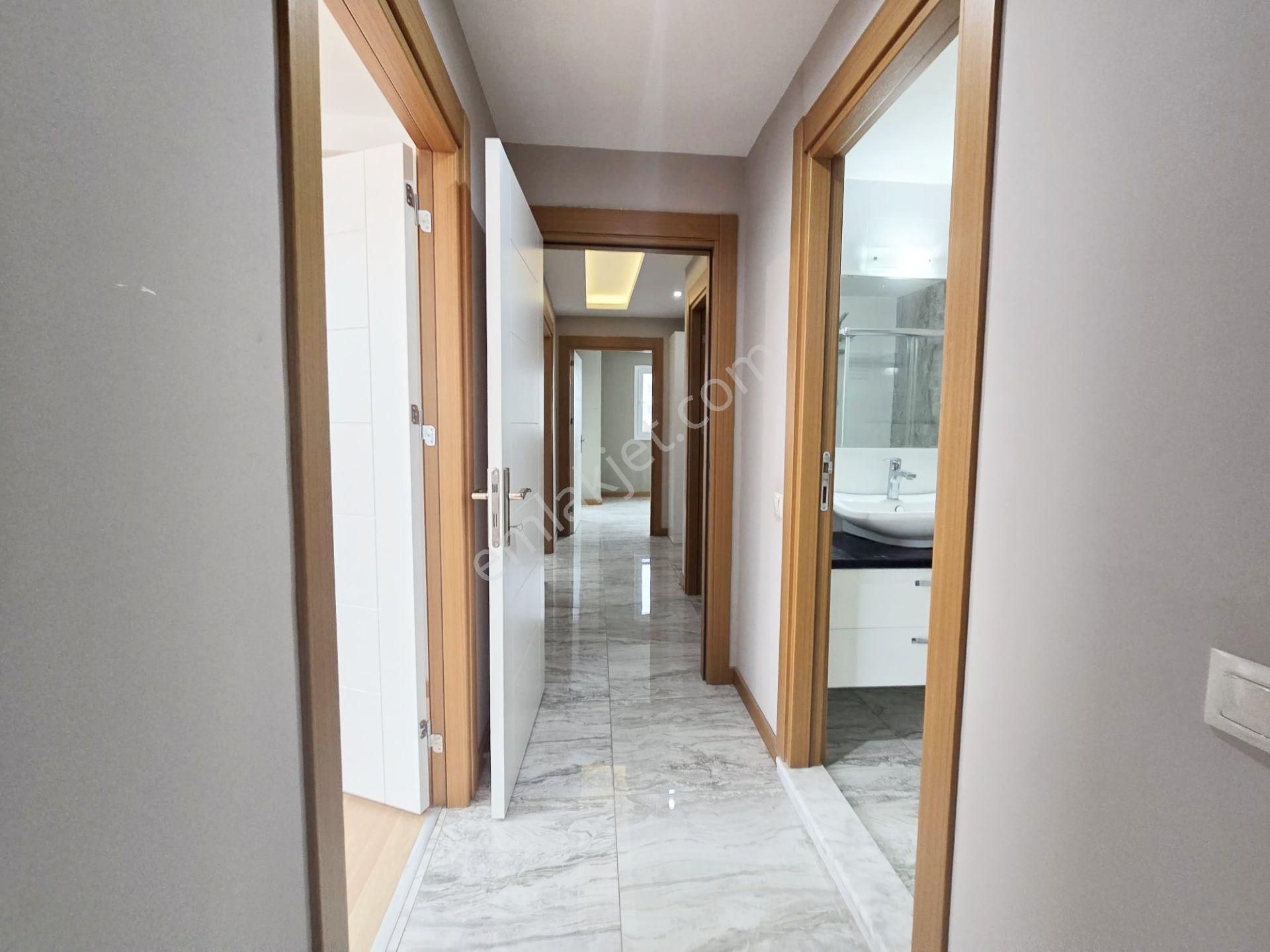 Gürselpaşa'da Akgül Cami Civ.hasarsız Raporlu 2 Bloklu Site İçi Oturma Odası Mutfaklı Cazip Fırsat - Görsel 15