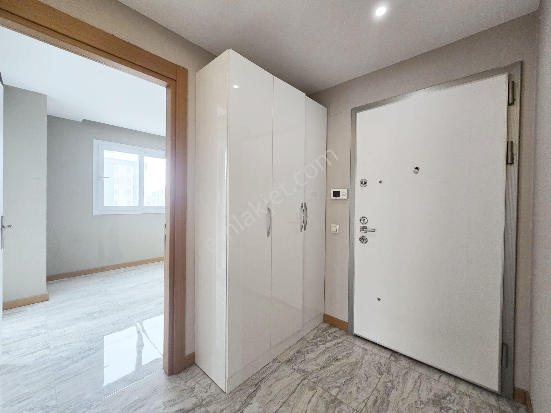 Gürselpaşa'da Akgül Cami Civ.hasarsız Raporlu 2 Bloklu Site İçi Oturma Odası Mutfaklı Cazip Fırsat - Görsel 10