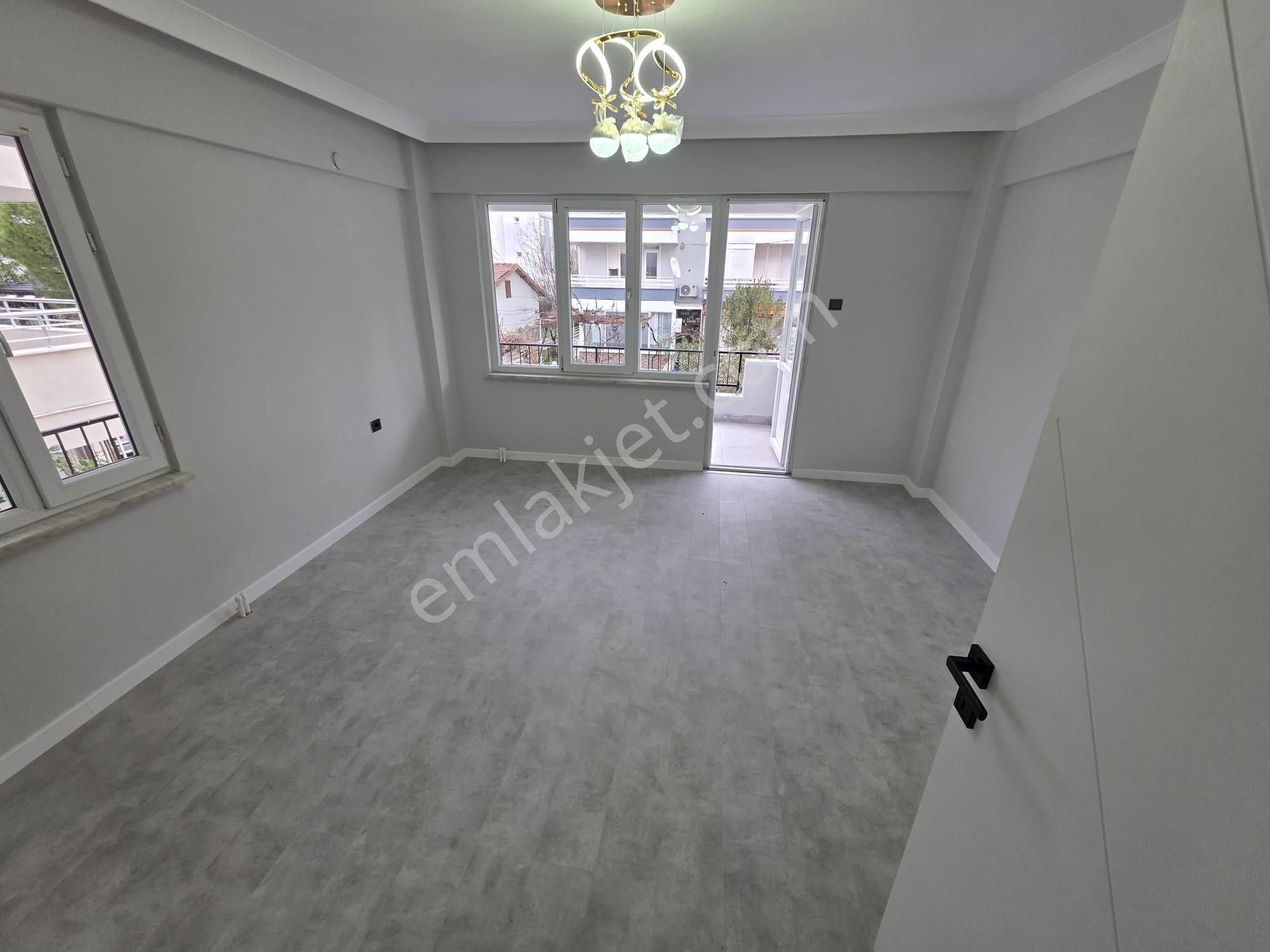 Irmaksudan Akçay Merkezde Ayrı Mutfak Arakat 2+1 Hesaplı Daire - Görsel 23