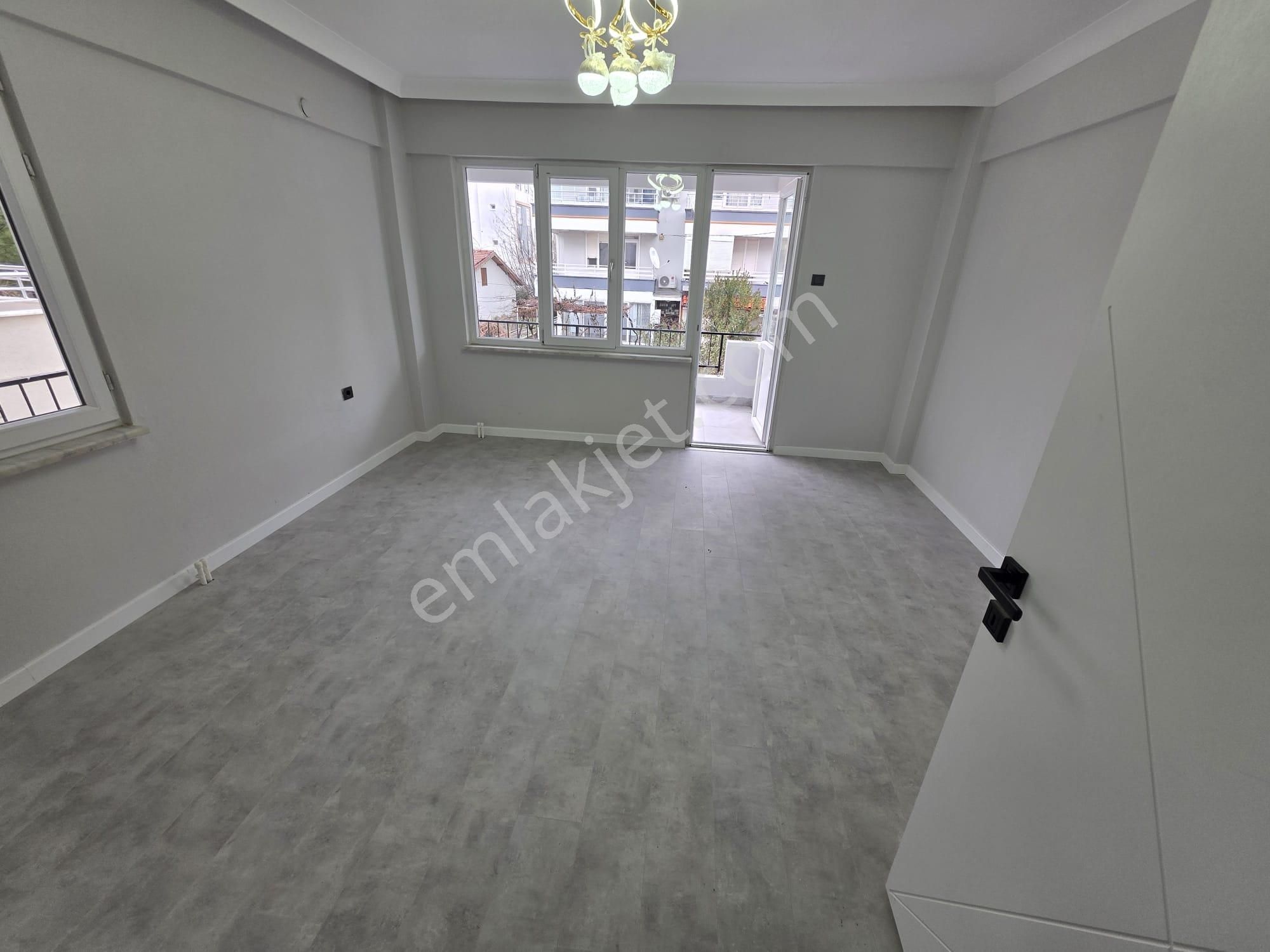 Irmaksudan Akçay Merkezde Ayrı Mutfak Arakat 2+1 Hesaplı Daire - Görsel 3