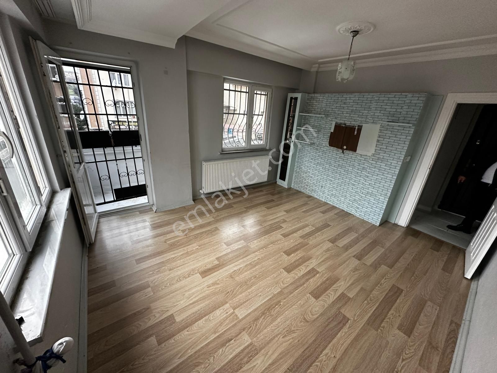 Gazi Mh 2+1 Balkonlu 90m2 Çift Cephe Köşebaşı Yüksek Giriş - Görsel 3