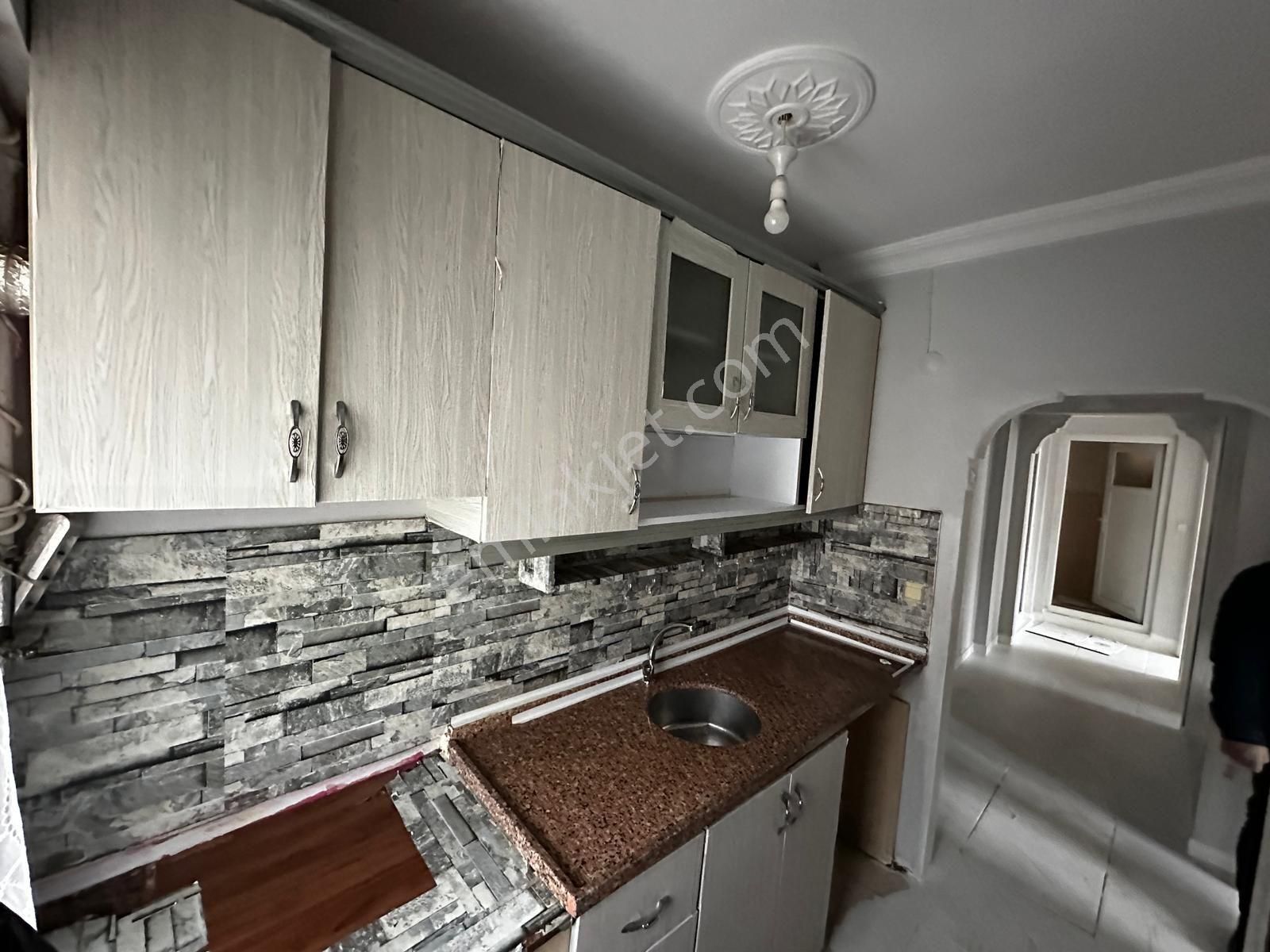 Gazi Mh 2+1 Balkonlu 90m2 Çift Cephe Köşebaşı Yüksek Giriş - Görsel 9