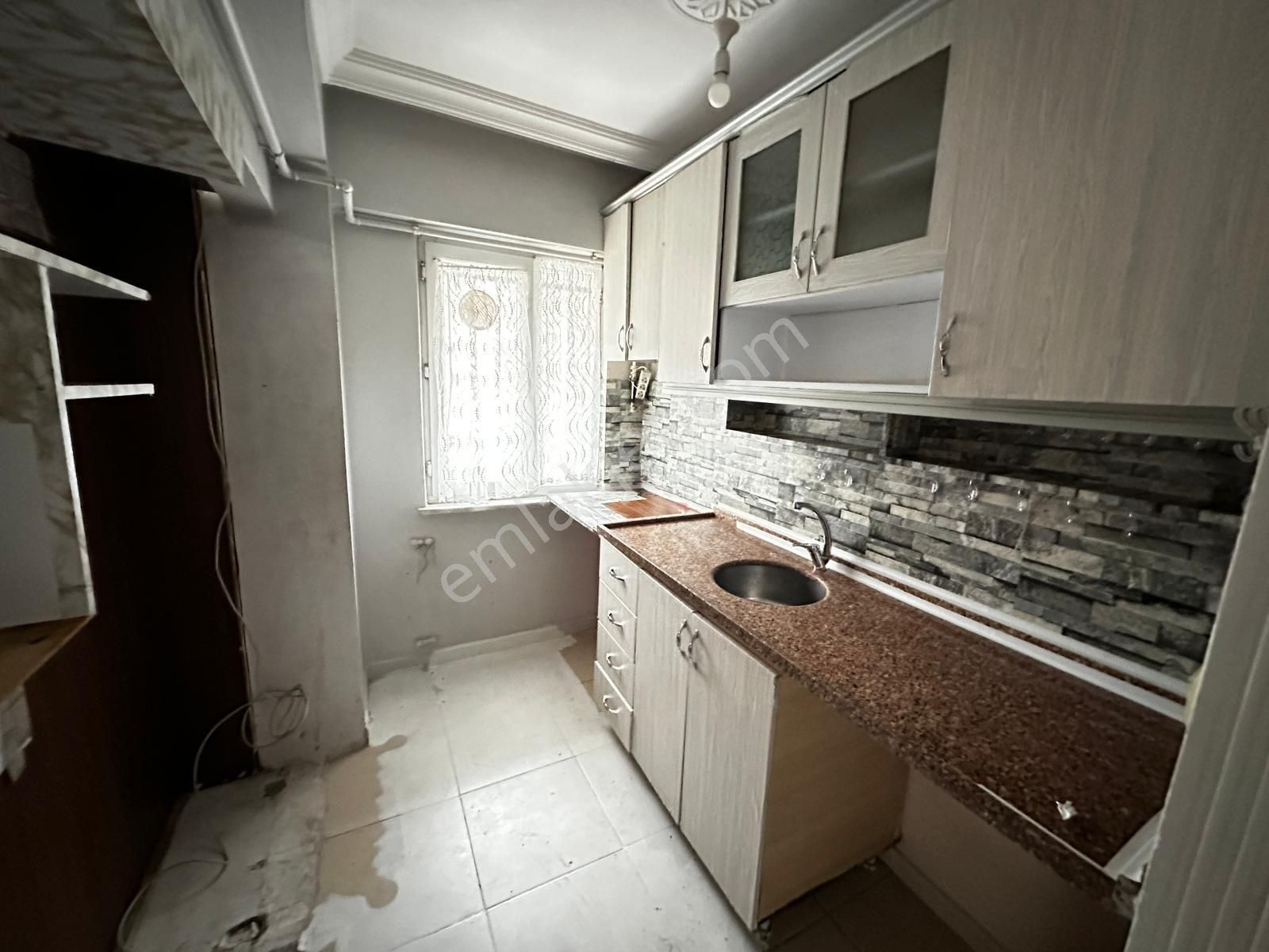 Gazi Mh 2+1 Balkonlu 90m2 Çift Cephe Köşebaşı Yüksek Giriş - Görsel 24