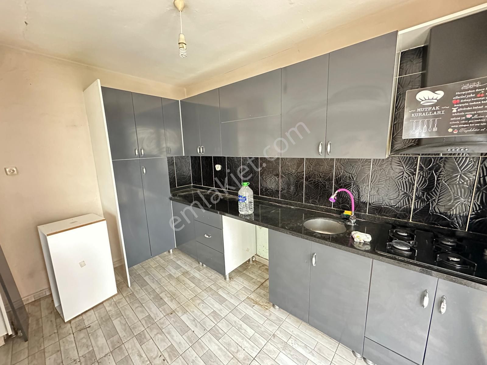 Pirireis Mahallesinde 3+1 Amerikan Mutfak İçi Temiz Kiralık - Görsel 7