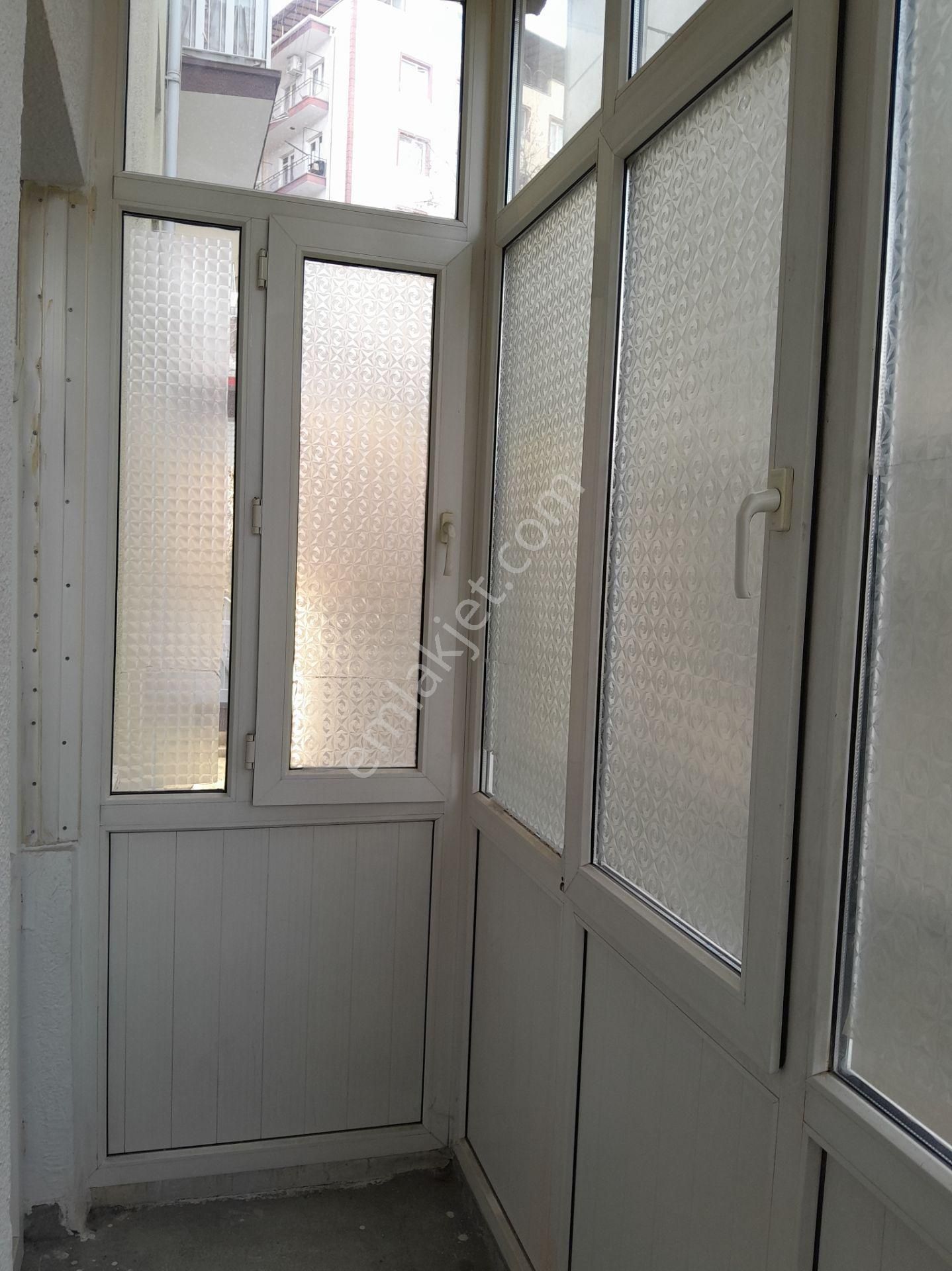 Kolej Metrosu Yakını Kiralık 3+1 Ön Cephe Daire - Görsel 20