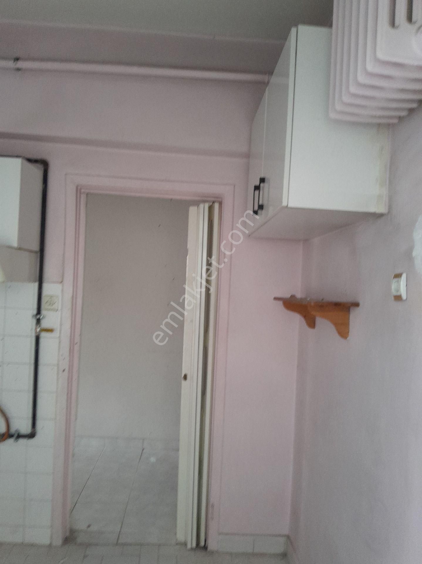 Kolej Metrosu Yakını Kiralık 3+1 Ön Cephe Daire - Görsel 6