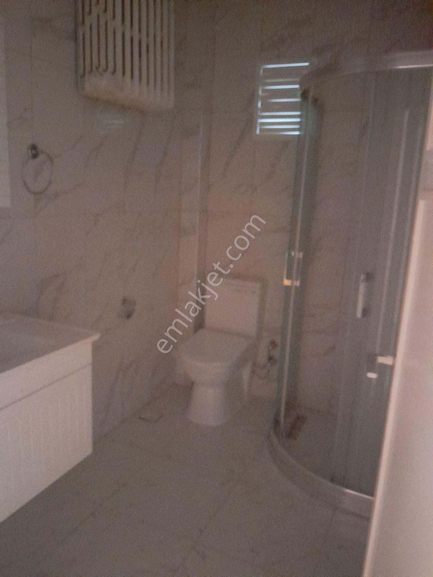 Kolej Metrosu Yakını Kiralık 3+1 Ön Cephe Daire - Görsel 2