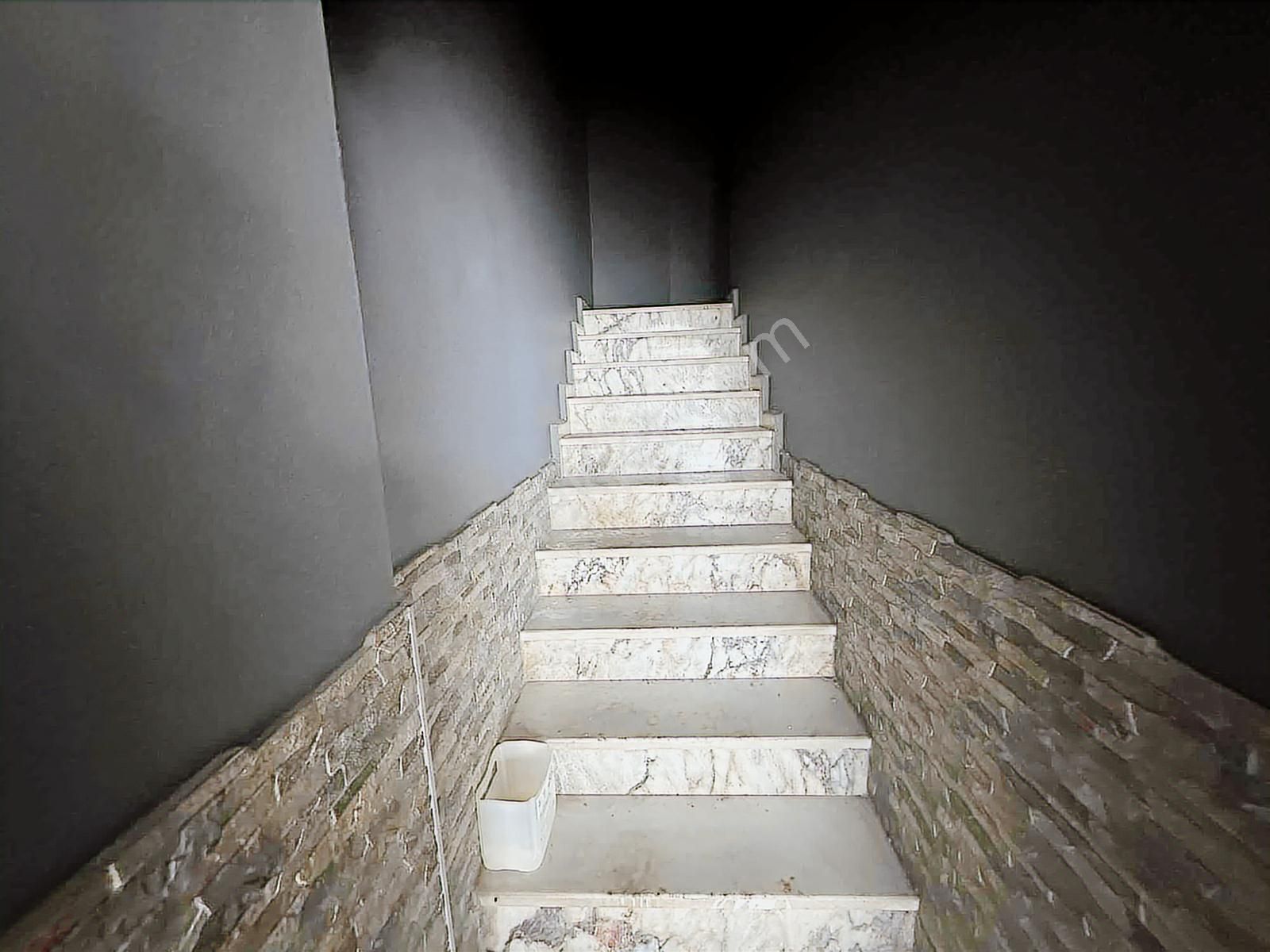 Yeni Yalova Yolu Otokoop Sitesi Kıralık Araç Showroom - Görsel 22