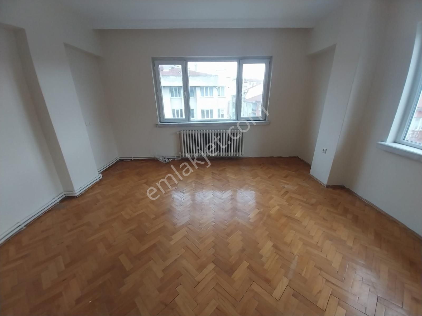 Deliklitaş Mah. Çarşı Merkez Hamamyolu Yakını Kiralık 2+1 Daire