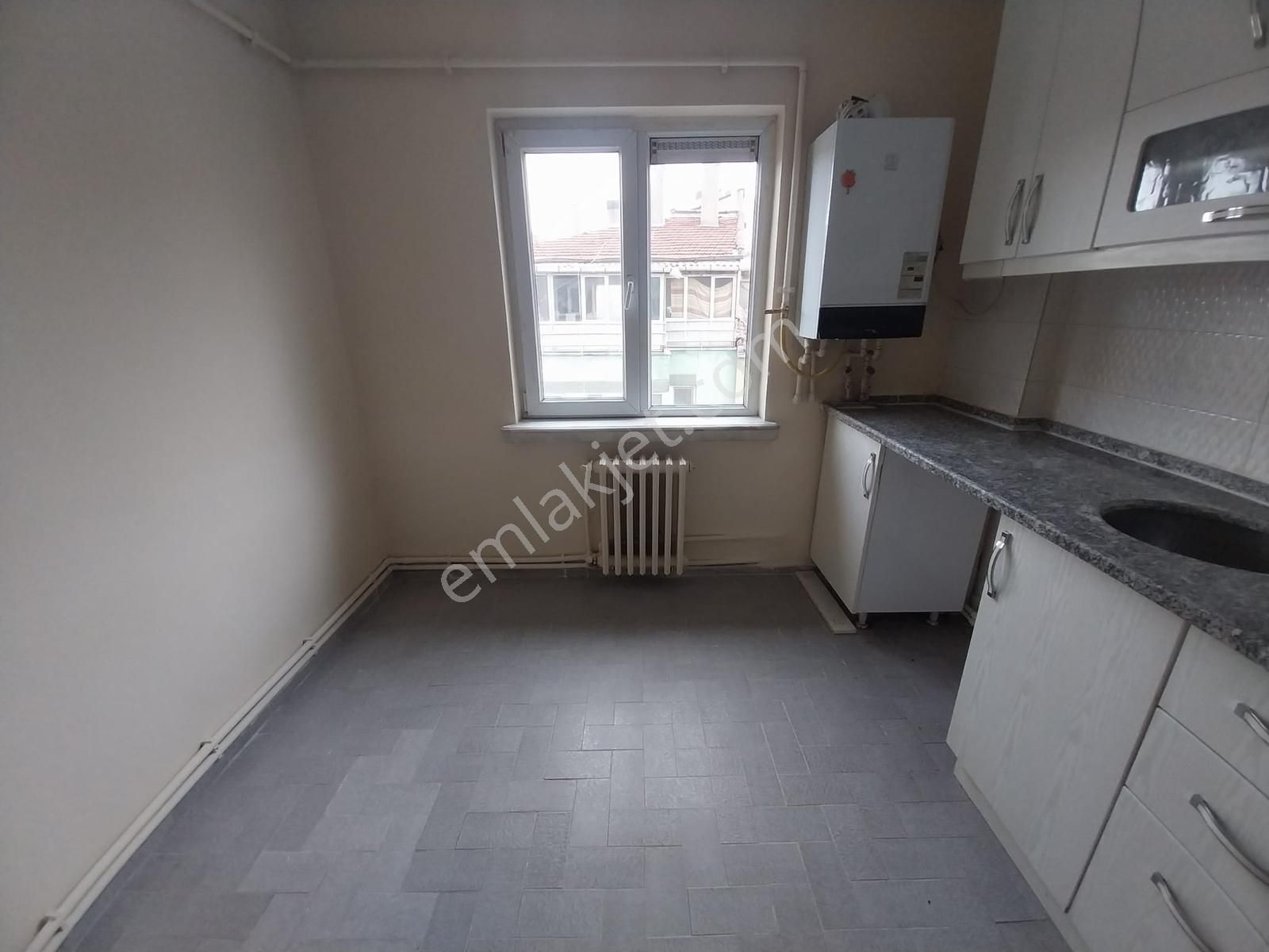 Deliklitaş Mah. Çarşı Merkez Hamamyolu Yakını Kiralık 2+1 Daire - Görsel 6