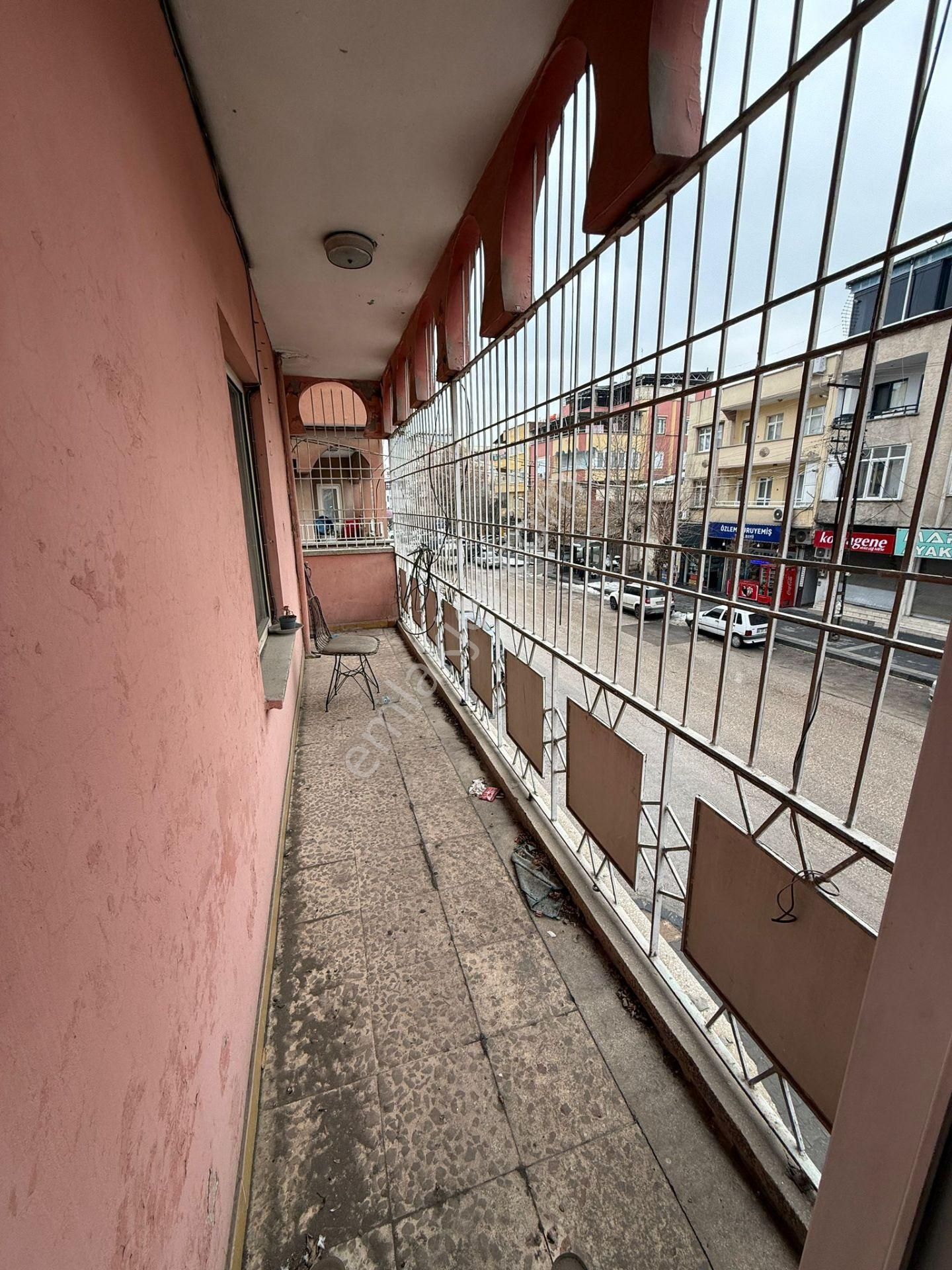 Ana Cadde Üzeri Yapı Kayıt Belegeli 3+1 Daire - Görsel 8