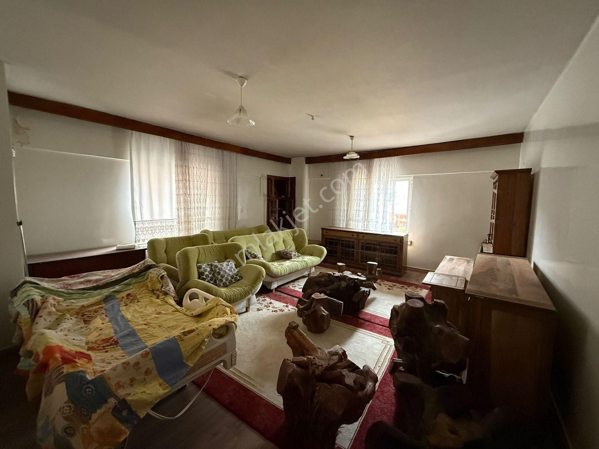 Ana Cadde Üzeri Yapı Kayıt Belegeli 3+1 Daire - Görsel 5