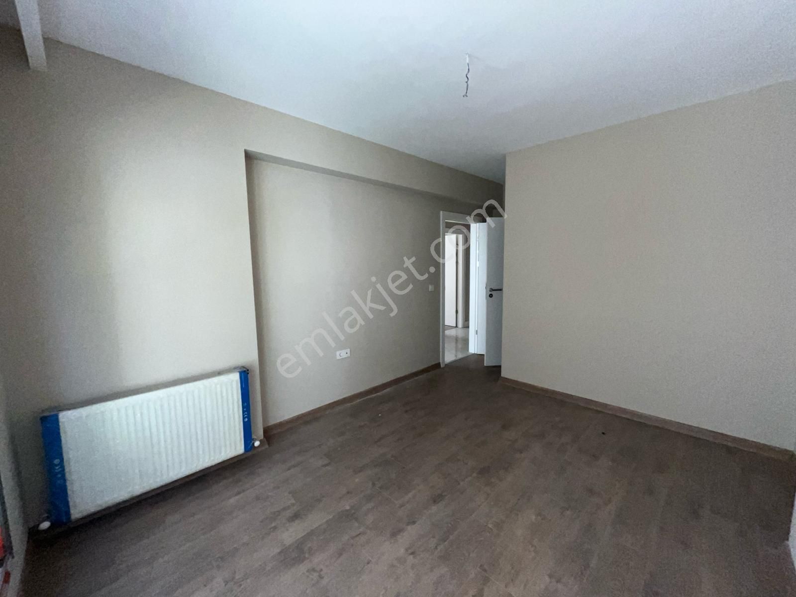 Karşıyaka B.üçokta Ebeveyn Banyolu Sıfır 2+1 Daire H-2 - Görsel 15