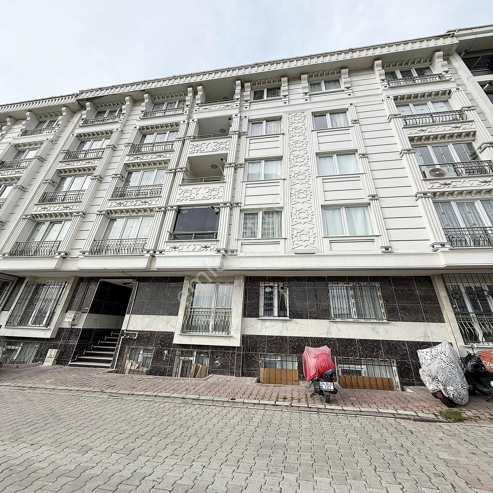 Dağtekin Yapı'dan Akbatı Avm Yürüme Mesafesinde 2+1 Arakat Daire