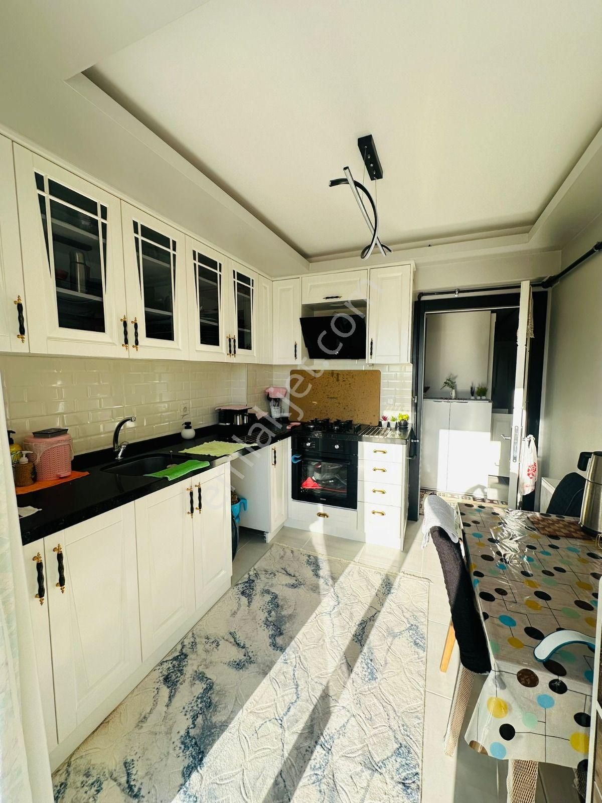 Güney Emlaktan F.çelik'te Asansörlü Teras Balkon Geniş 2+1 Satılık Daire - Görsel 4