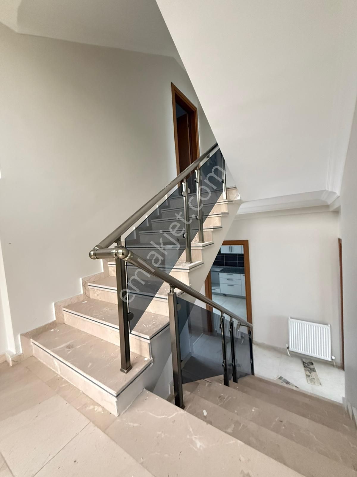 Tezcan Gayrimenkul'den Yalova/termal Akköy'de Deniz Manzaralı Villa. - Görsel 21