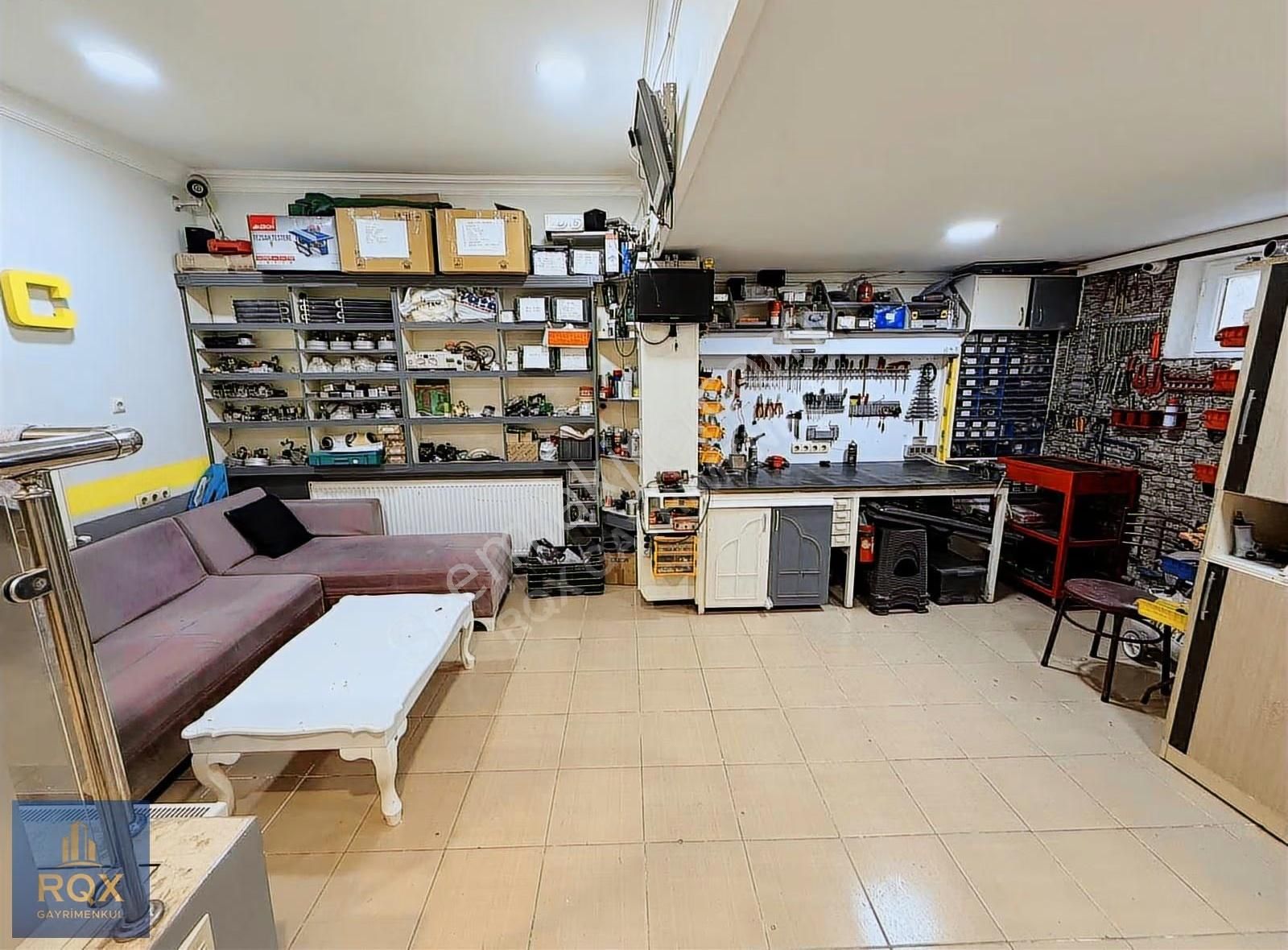 Topçu Mahallesinde Köşe Başı 18+36 M2 Masrafsız Satılık Dükkan - Görsel 6