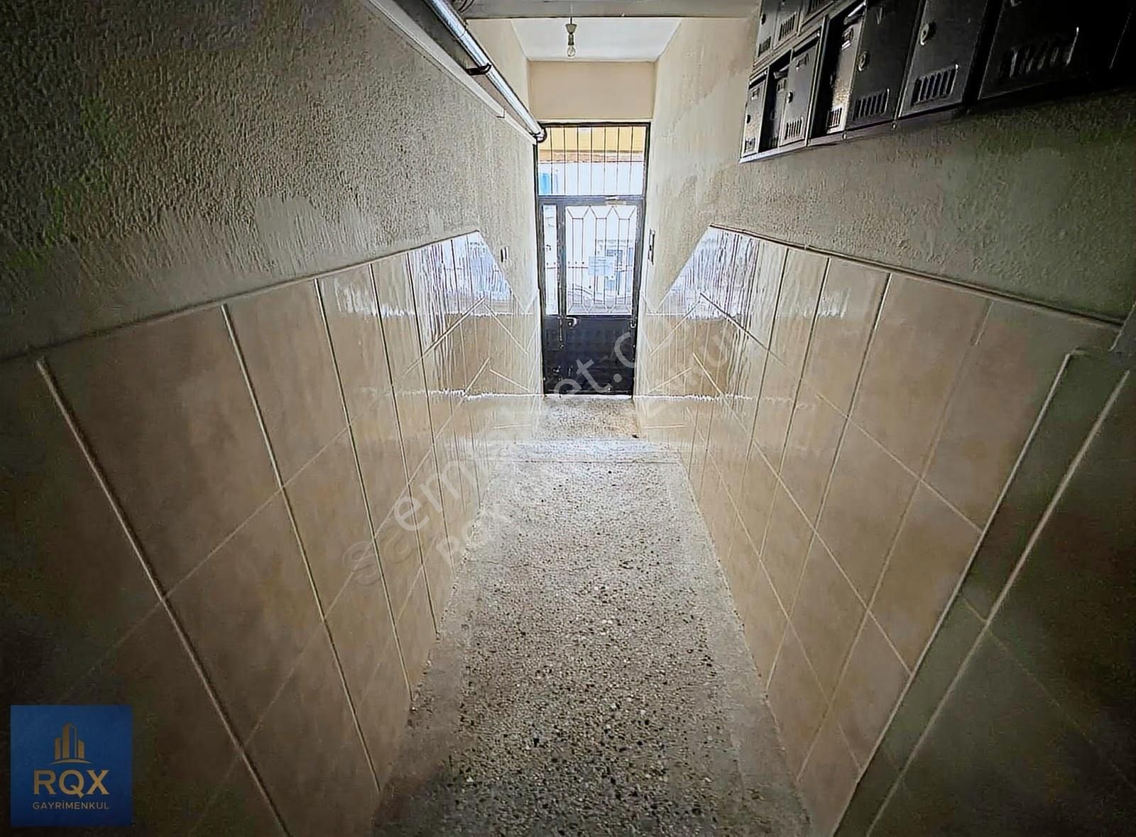 Selçuklu Mahallesi Geniş Bağımsız Ara Kat Ön Cephe 3+1 Daire - Görsel 7