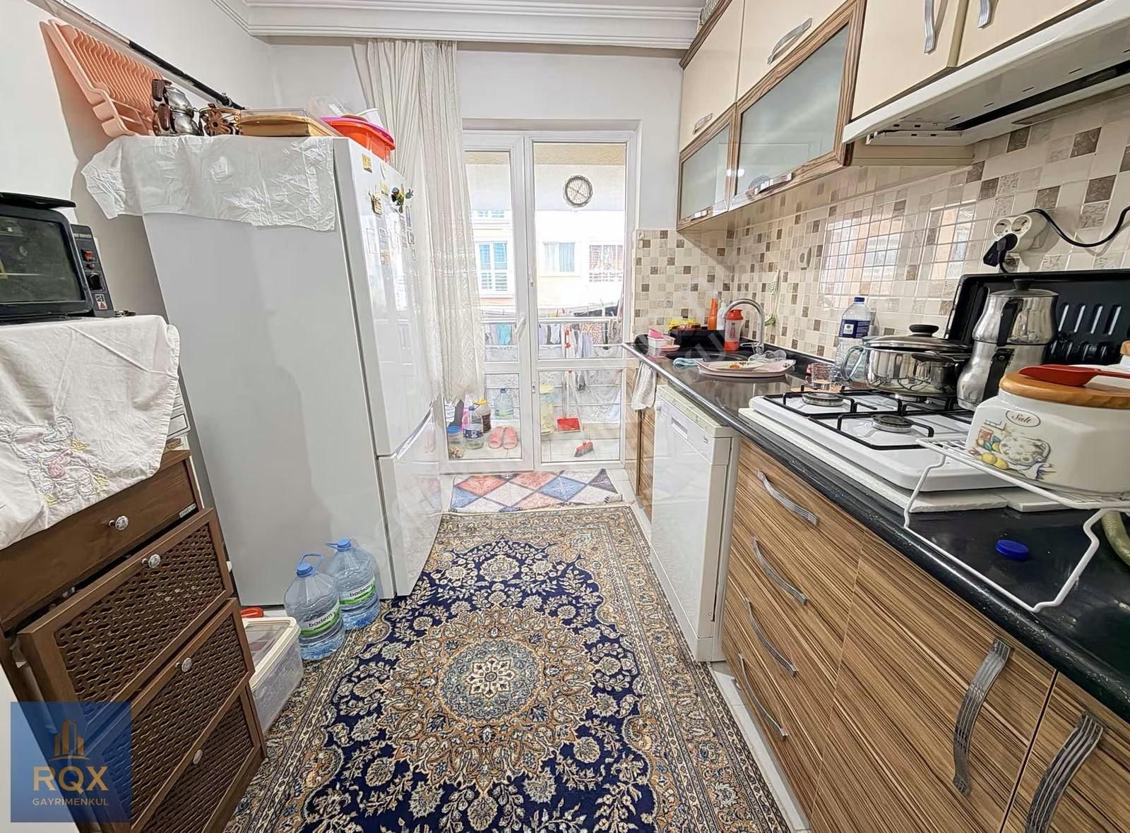 İstasyon Mahallesinde Ara Kat Bağımsız Ön Cephe Asansörlü 2+1 - Görsel 2