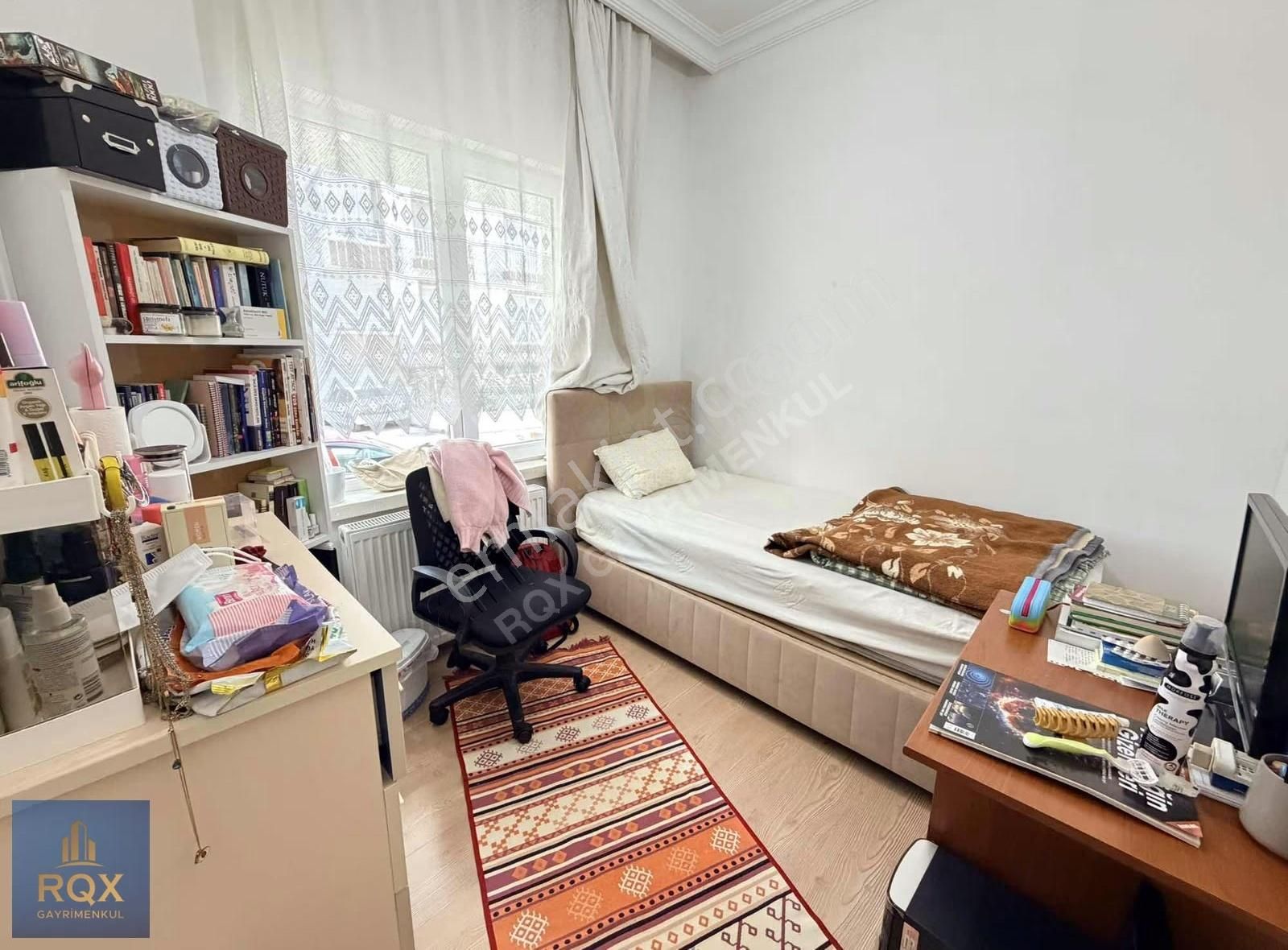 İstasyon Mahallesinde Ara Kat Bağımsız Ön Cephe Asansörlü 2+1 - Görsel 7