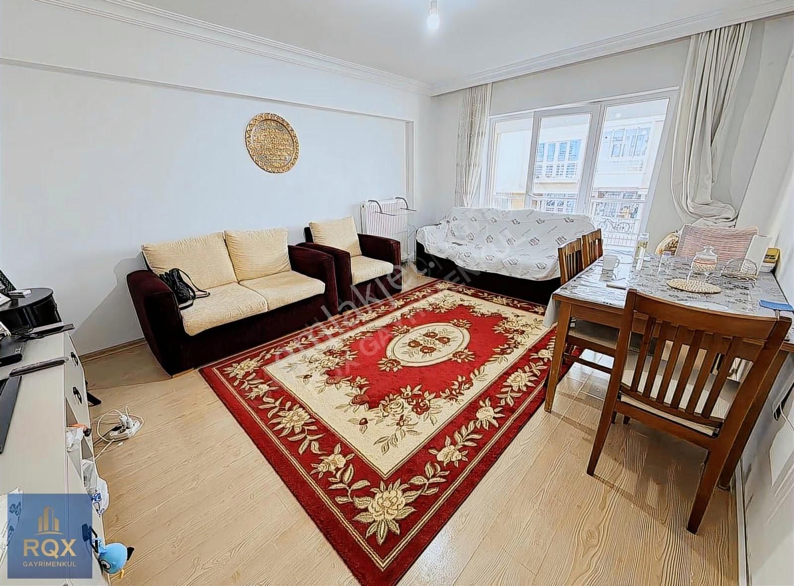 İstasyon Mahallesinde Ara Kat Bağımsız Ön Cephe Asansörlü 2+1 - Görsel 14